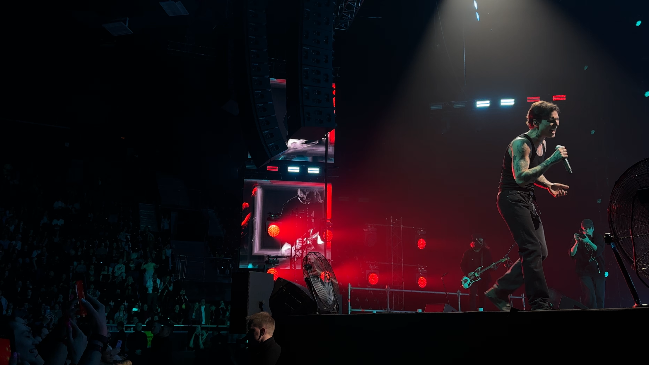 XOLIDAYBOY l 25 апреля. Hmliber — фотограф и контент-креатор из Петербурга