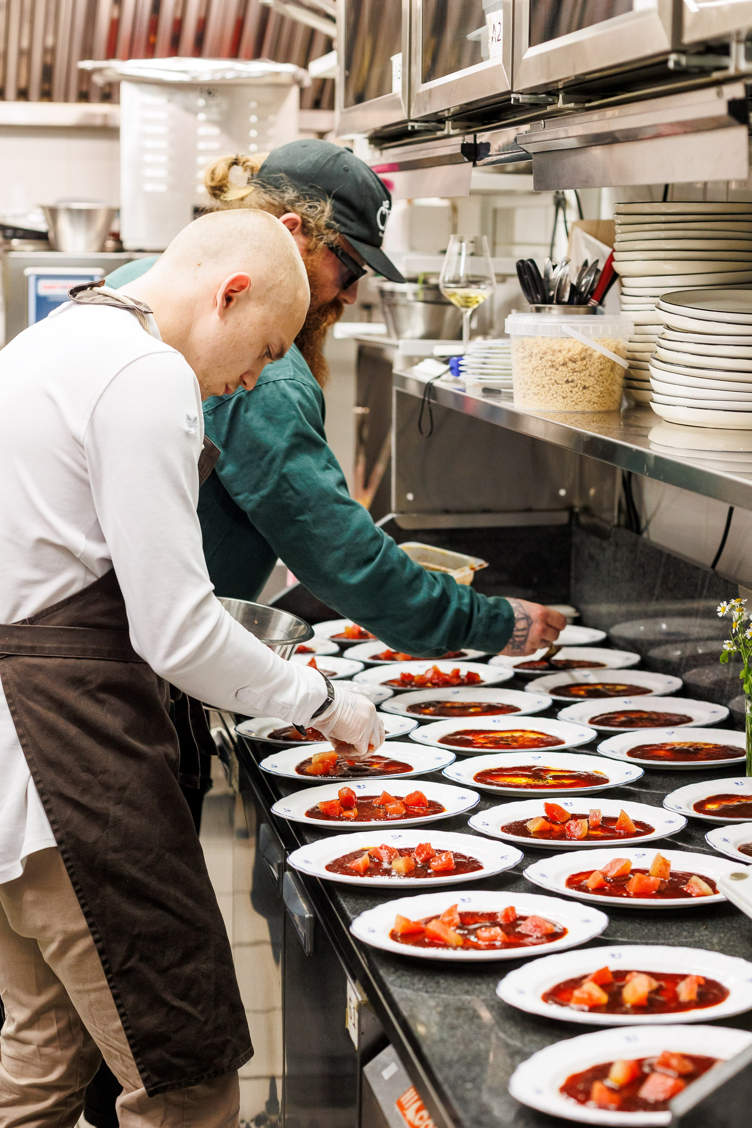 Гастроужин в винном баре ЛЕДНИКЪ. Фотограф Шейдаев Эмин г. Волгоград