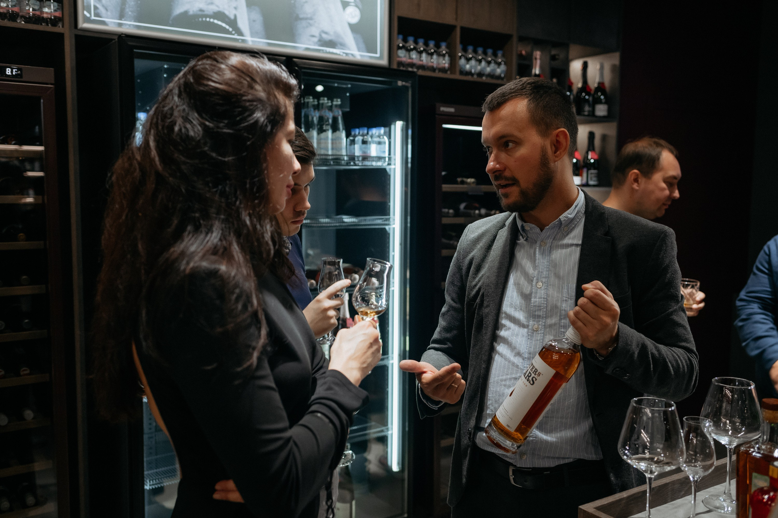 BY SIMPLE ВИНОТЕКА — ОТКРЫТИЕ. СВОИ. ФОТООТЧЕТЫ-СОБЫТИЯ-МЕСТА