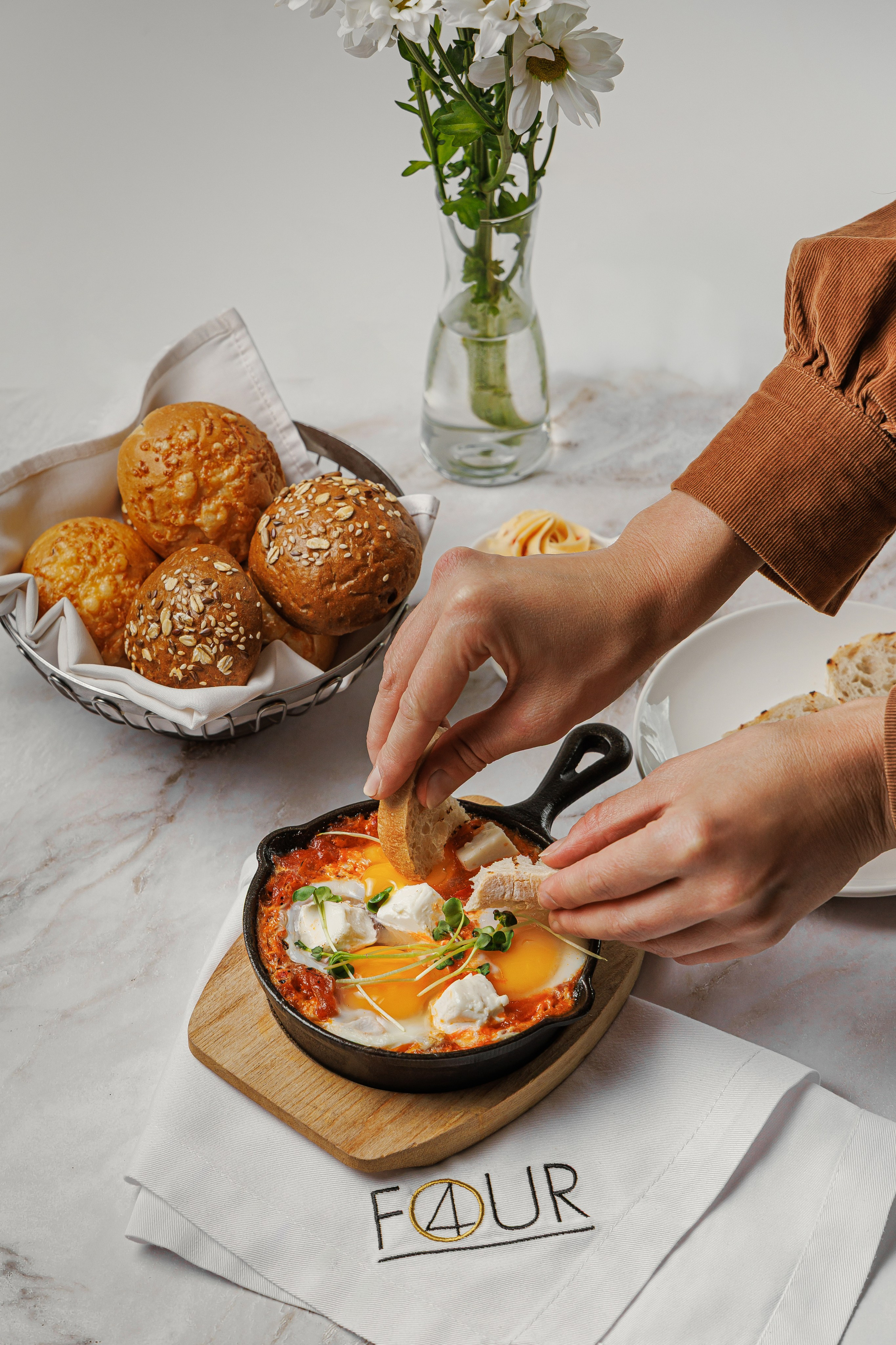 «FOUR». Фото и видео контент за одну съемку — Веретенников Егор