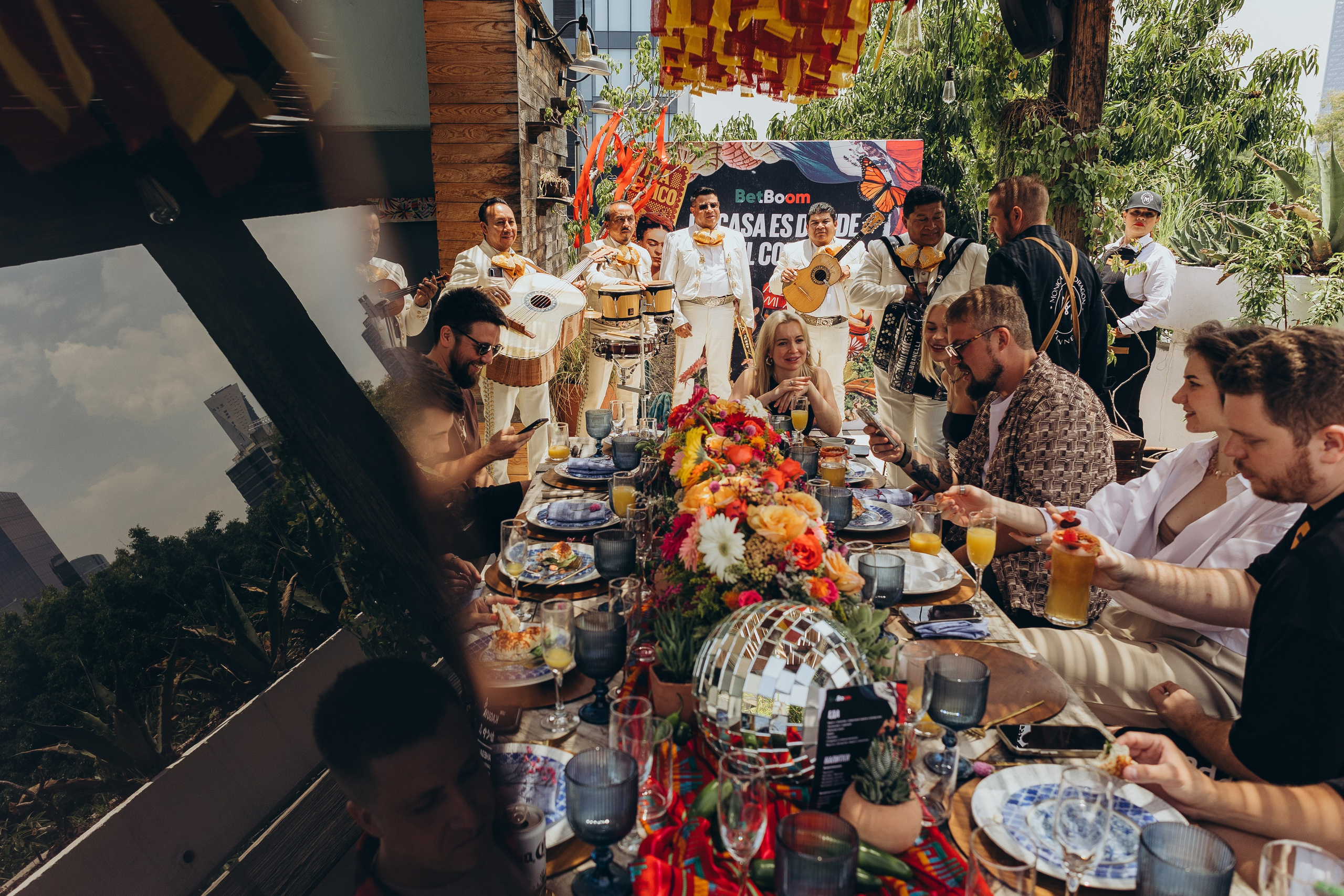 Office inauguration in Mexico City BetBoom. Irina Krokhaleva. Family & couple photographer in Yekaterinburg, Russia