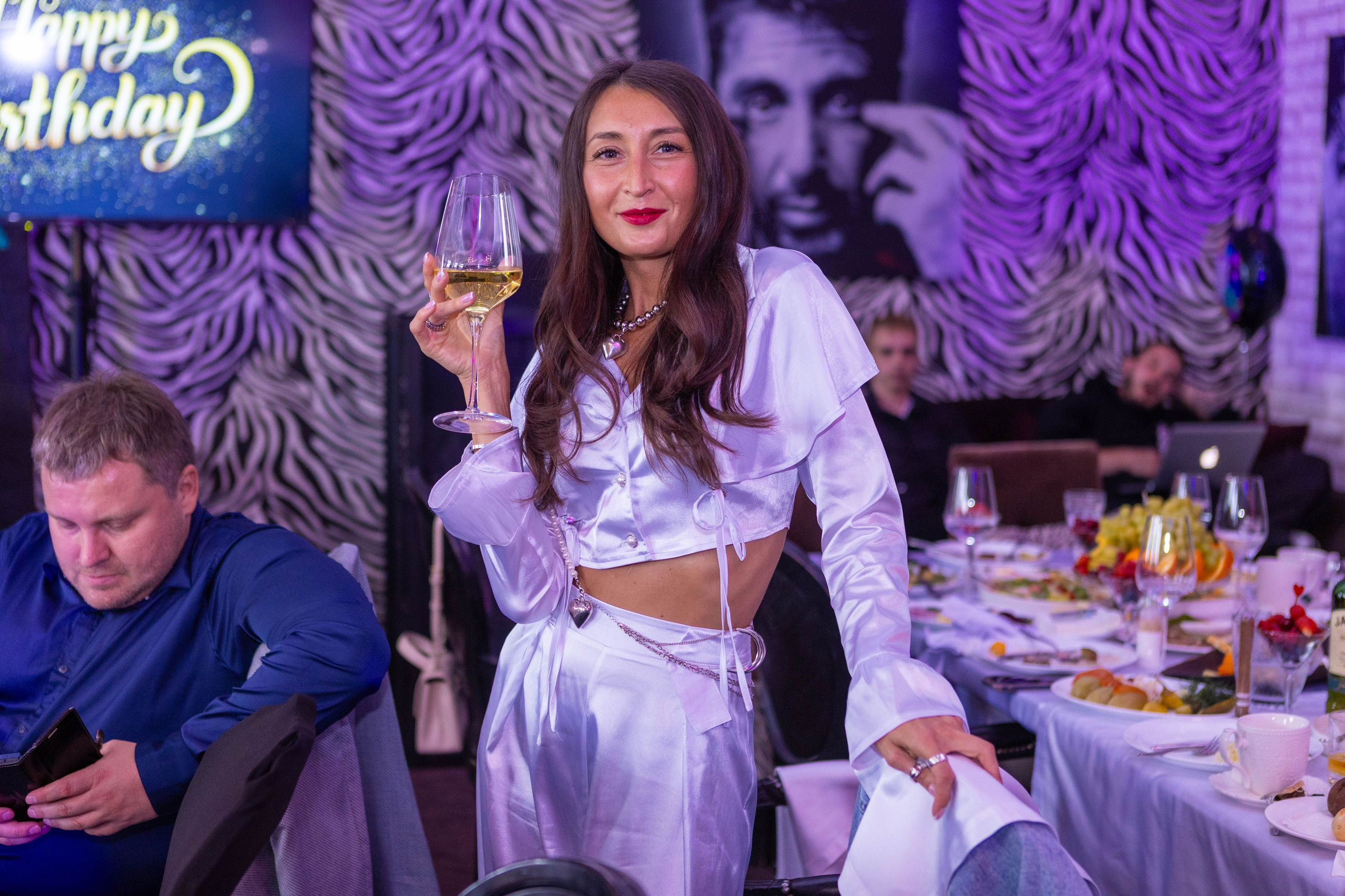 Юбилей в ресторане Эра. Свадебный и предметный фотограф Ренат Каламперов