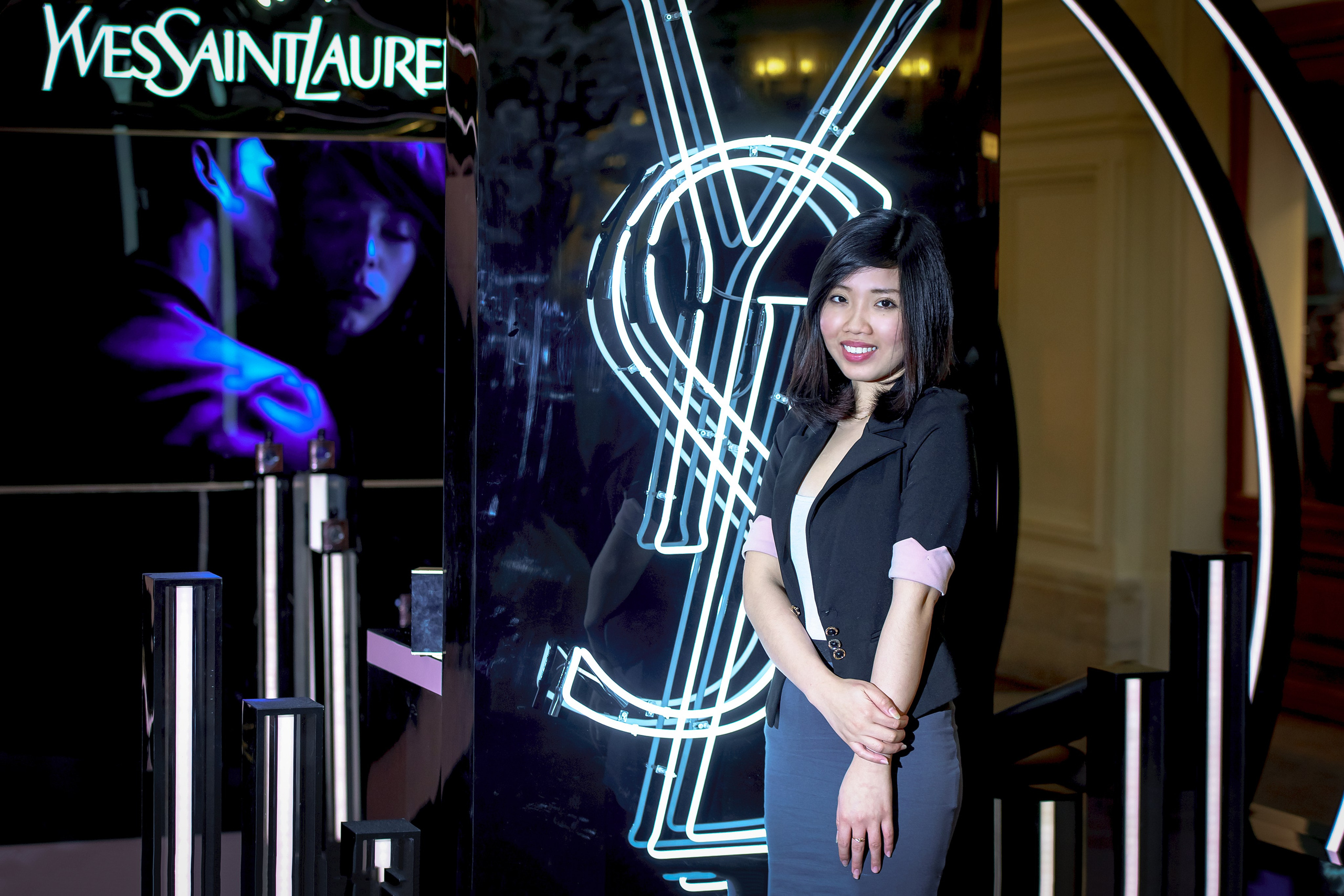 Портретная фотография в ГУМе, Москва