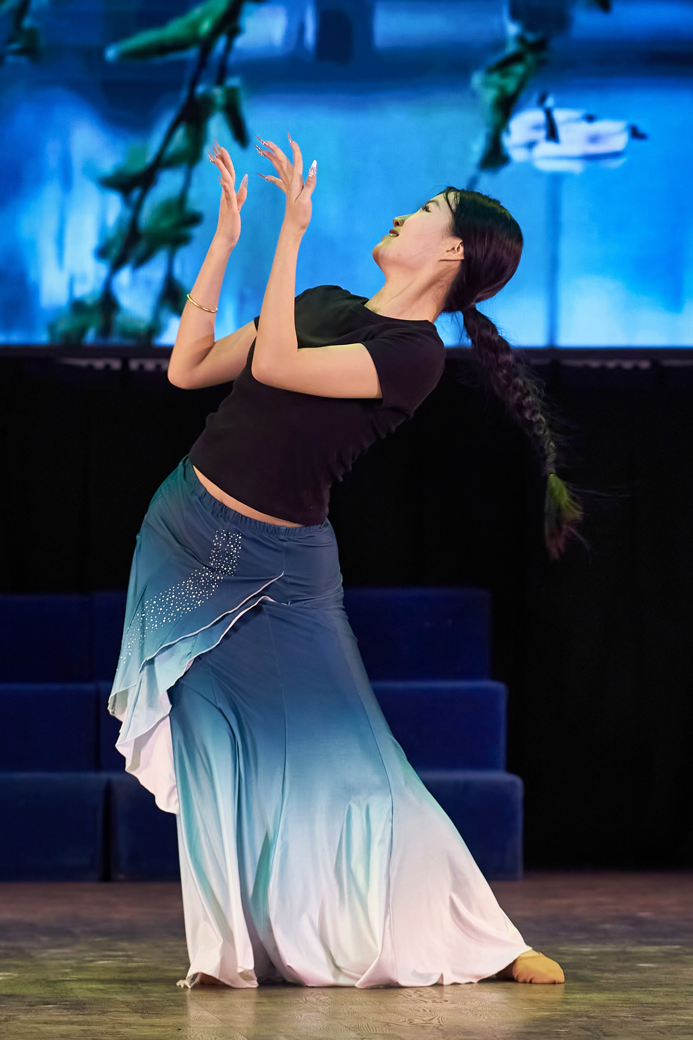 Лю Вэй. Китай. Танец встречи с весной