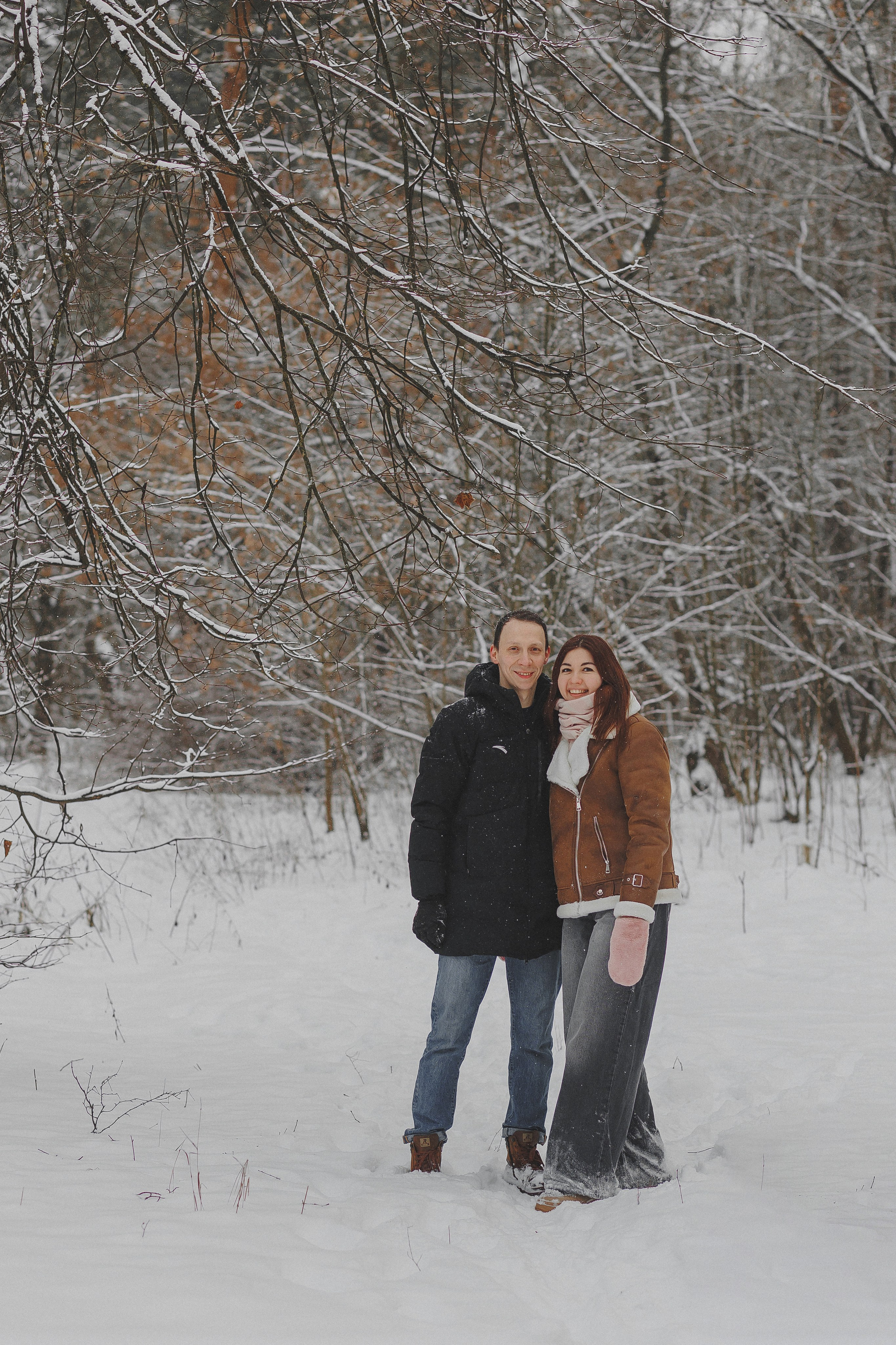 Зимняя фотосессия в лесу с собакой. Фотограф в Москве и Люберцах Анна Ушакова