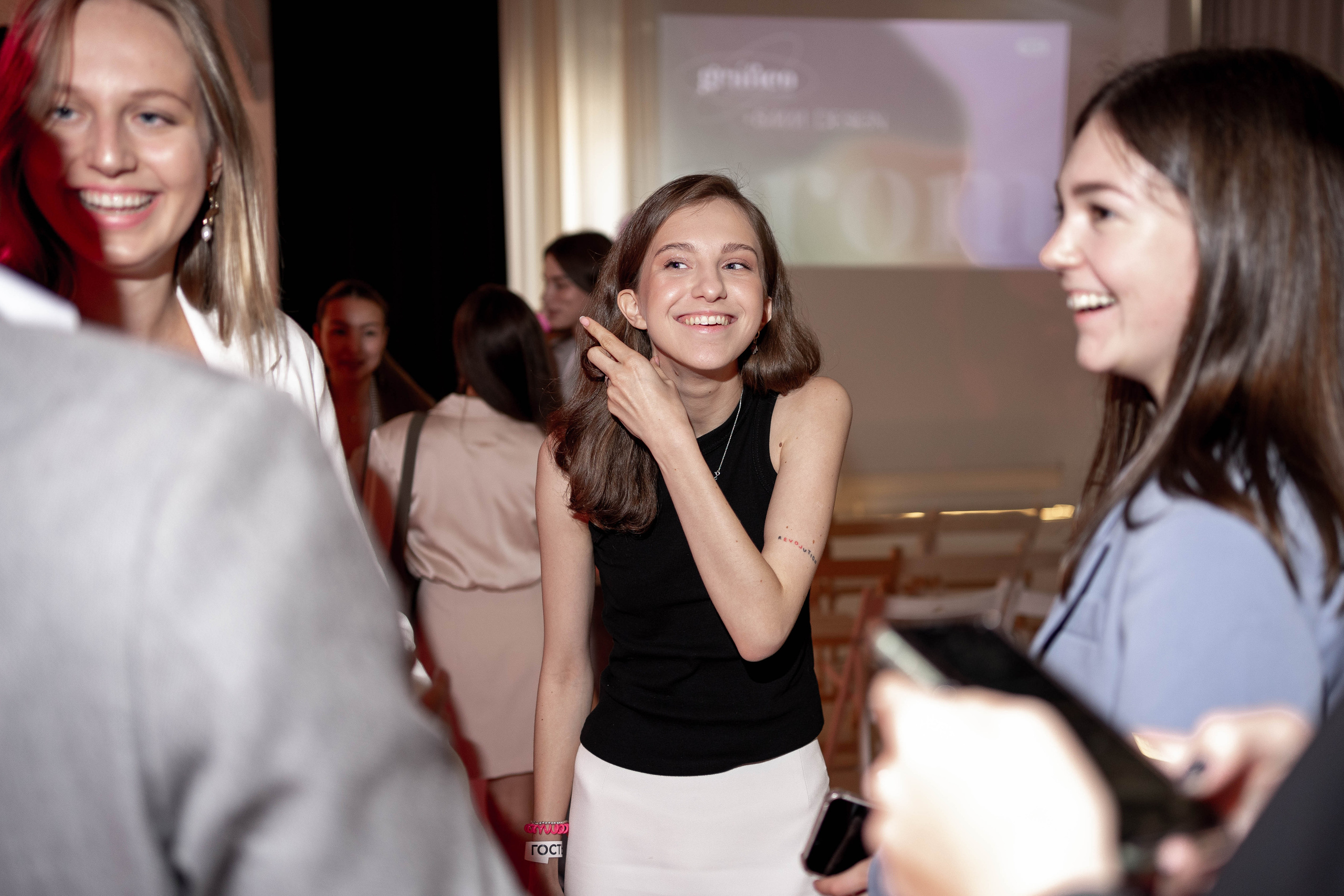 Grafico prom / репортаж с выпускного курса. Фоттéтика / фотоагентство в москве / фотограф москва