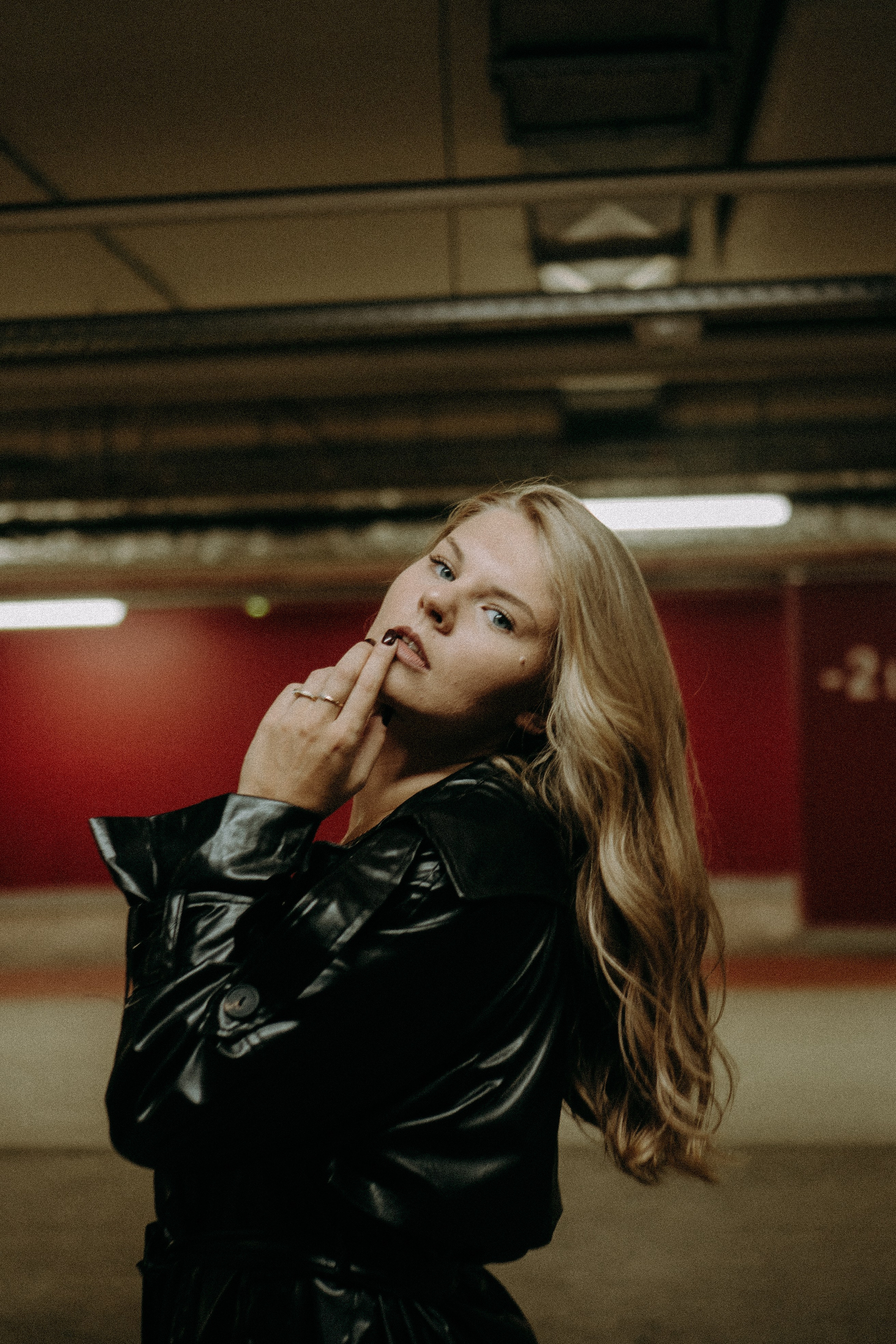 НА ПАРКОВКЕ. Профессиональный фотограф, Санкт-Петербург — Виктория Богомолова