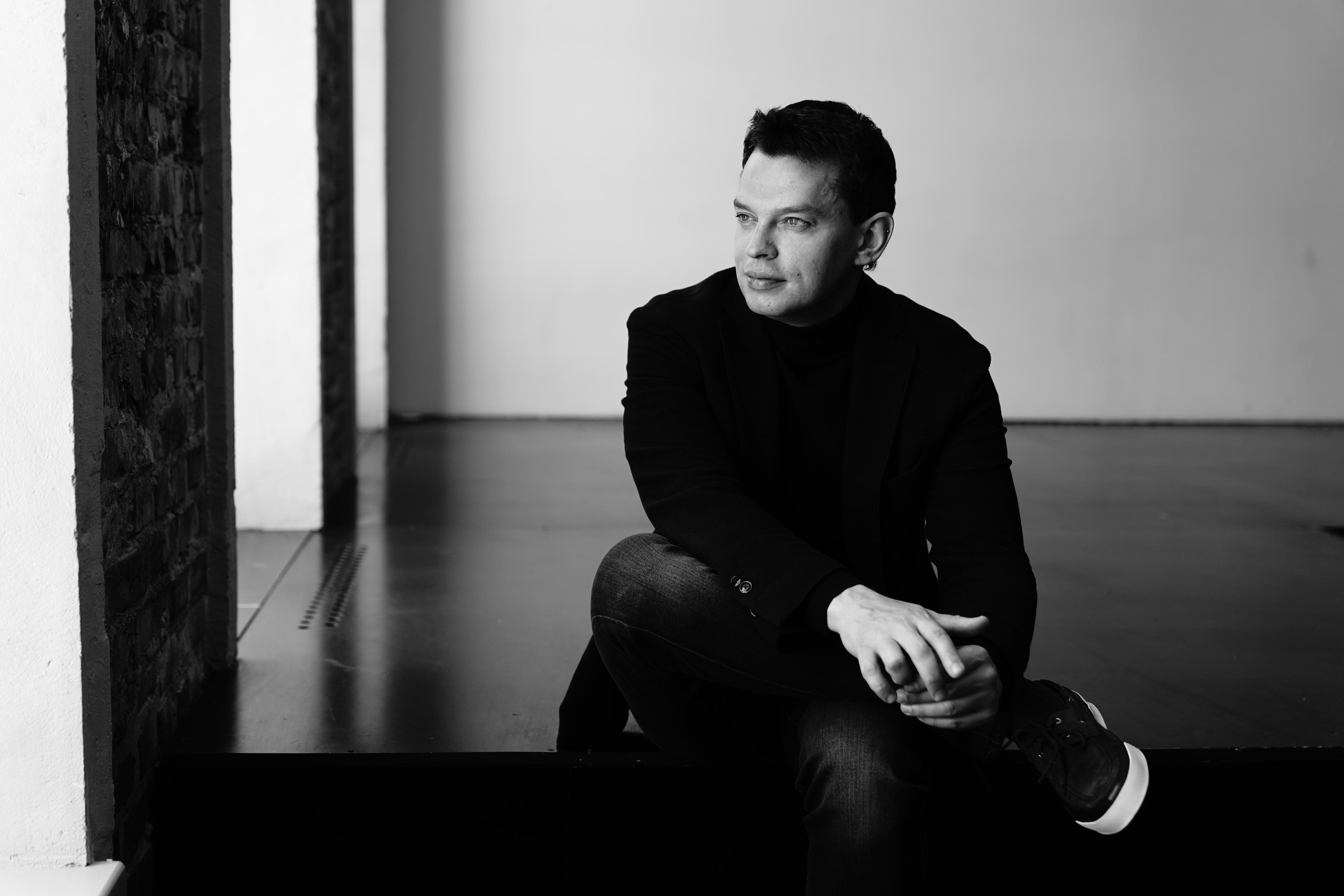 фотограф ростов-на-дону москва санкт-петербург краснодар сочи снимок классика эстетика монохром красивая девушка естесственное позирование идеи чб вдохновение 2022 2023 фототерапия фотосессия съёмка черно белая фотография онлайн сделать фотографию чб фото цветов девушек black and white беременных в студии в рубашке цены рнд спб питер мск минимализм стиль без ретуши сайт знакомств без фильтров тинденр трибунская мужской портрет аватарка бизнес-портрет