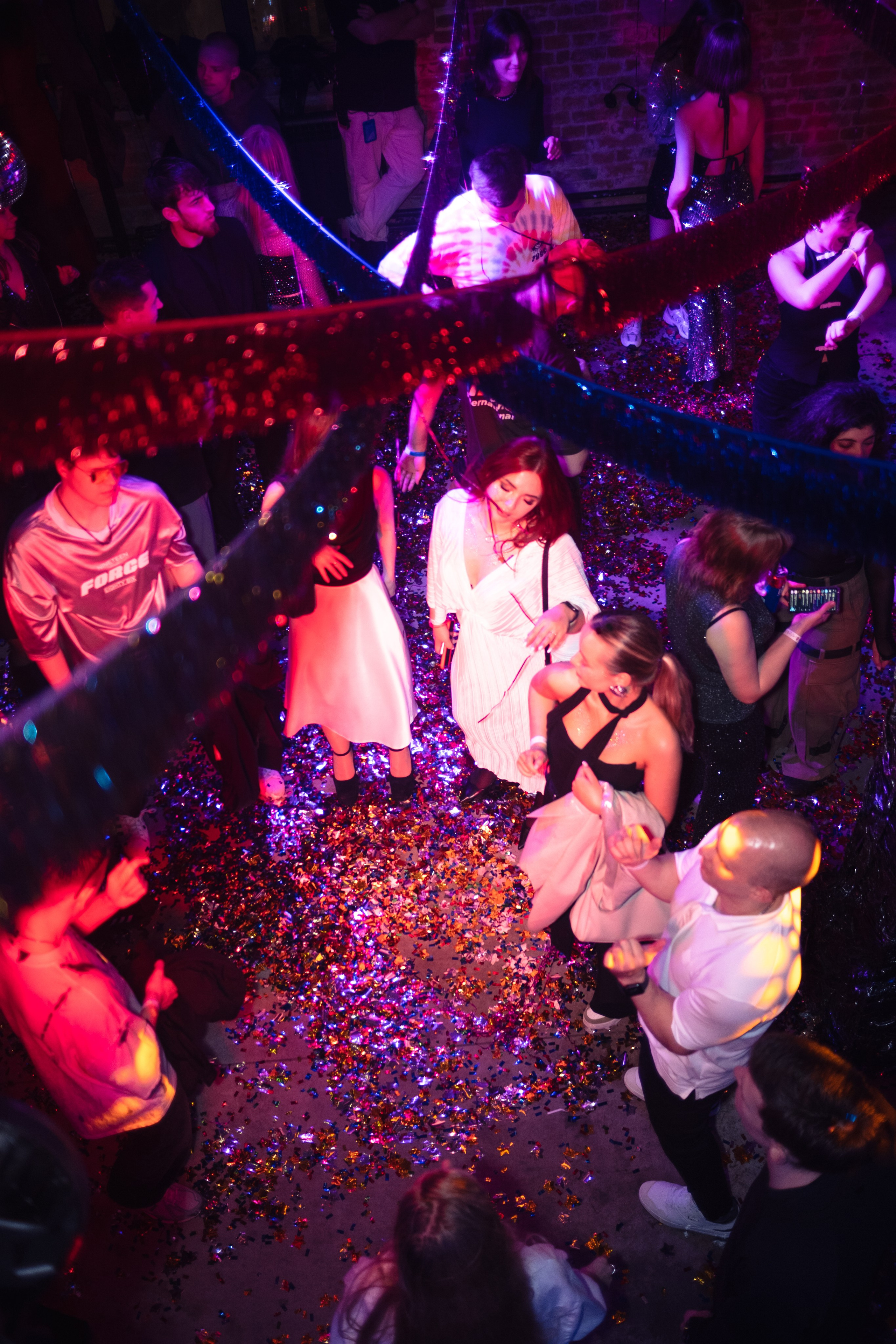 Репортажная съемка. Фотограф из Санкт-Петербурга. Снимаю портреты, свадьбы и репортажи