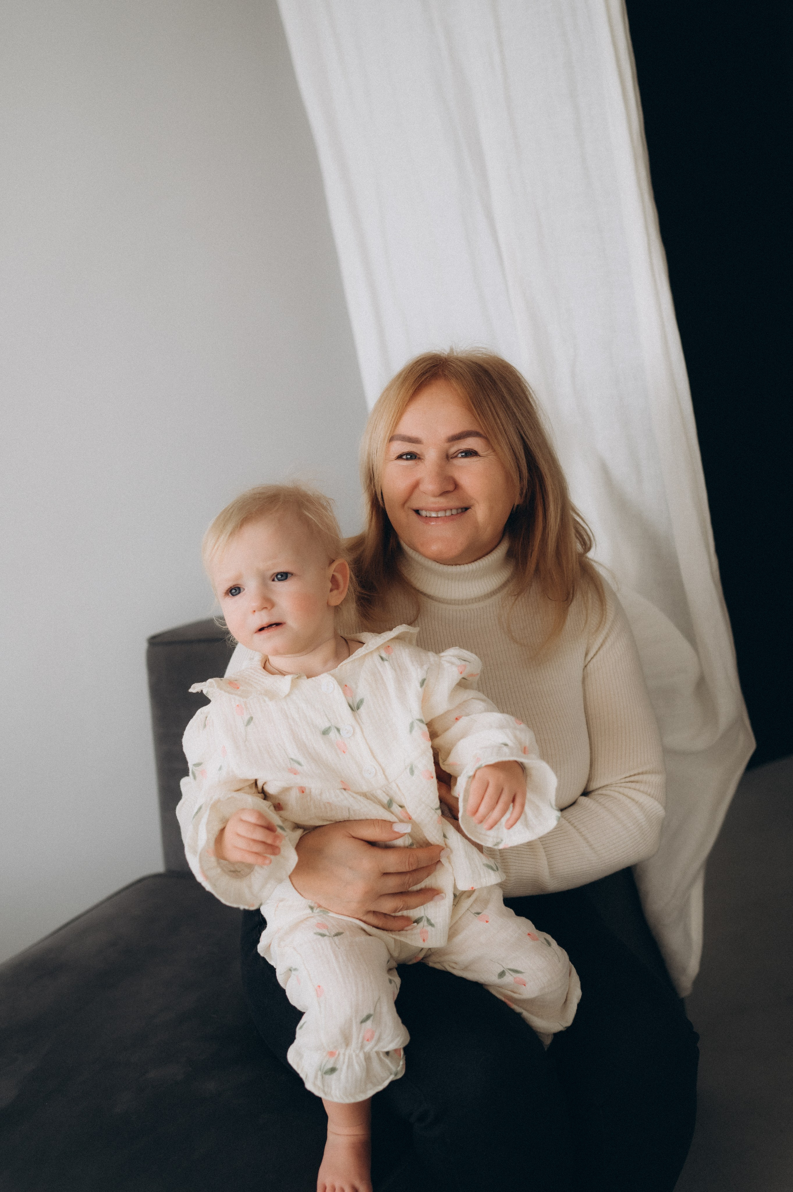 Нежная история Марины и Есении. Семейный фотограф в Минске Дарья Дреко