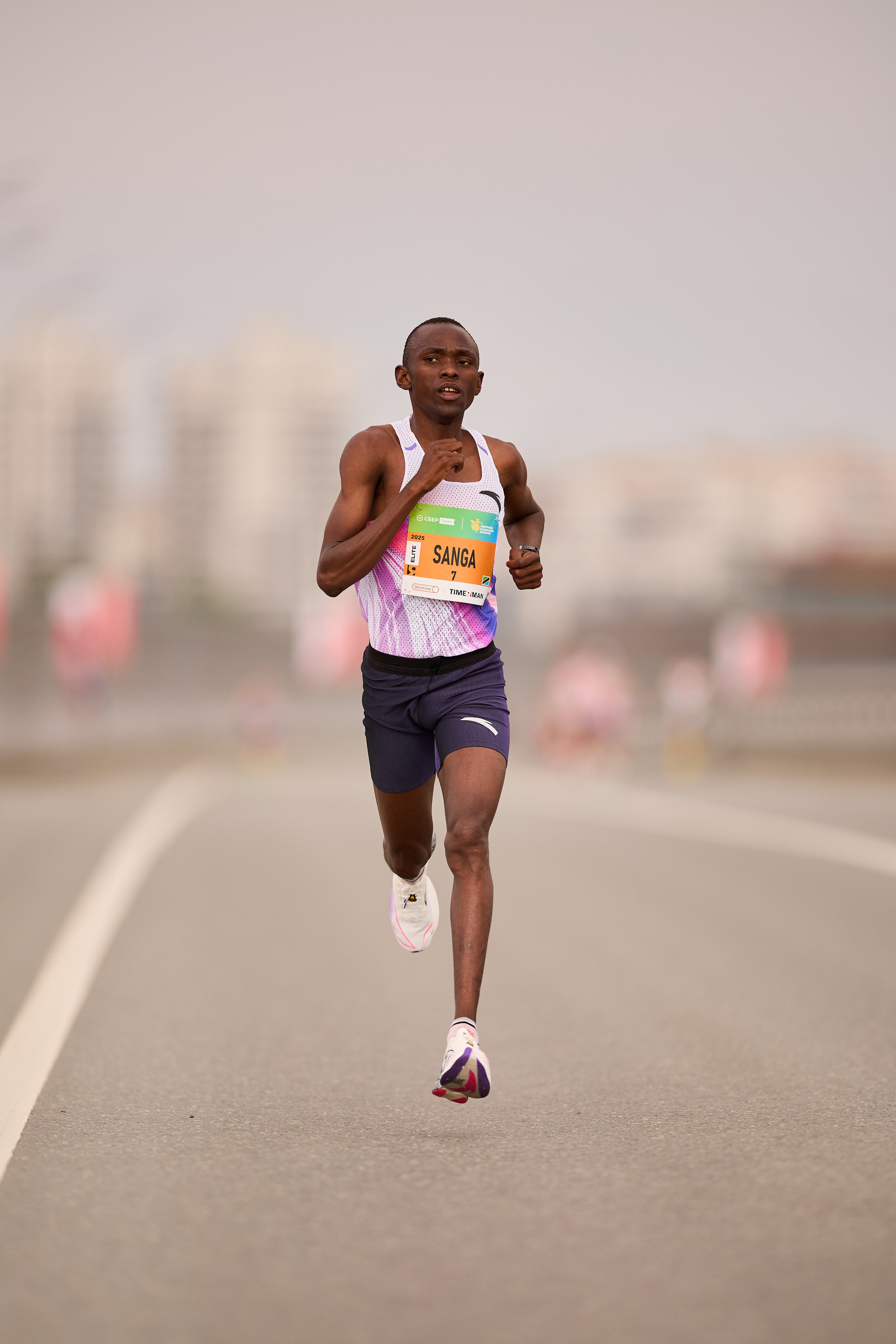 Казанский марафон 2025. Спортивный репортажный фотограф Казань Нафис Сиразетдинов