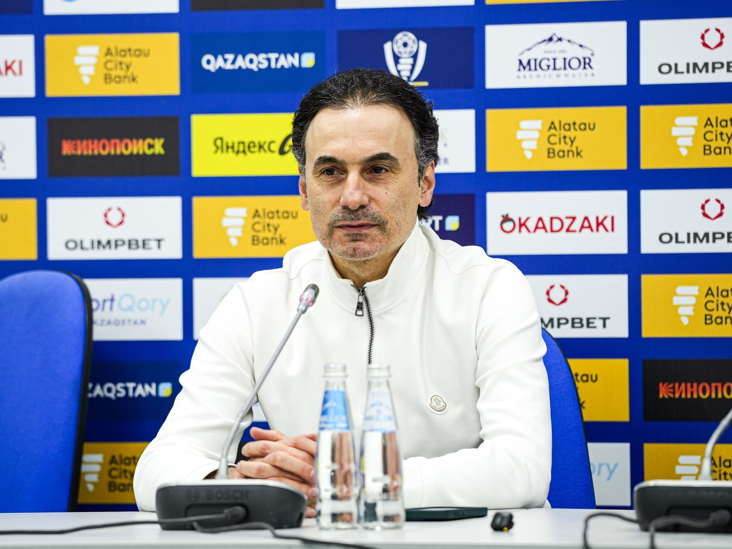 FC ASTANA. Здравствуйте Меня зовут Берден Ансар, Я профессиональный фотограф