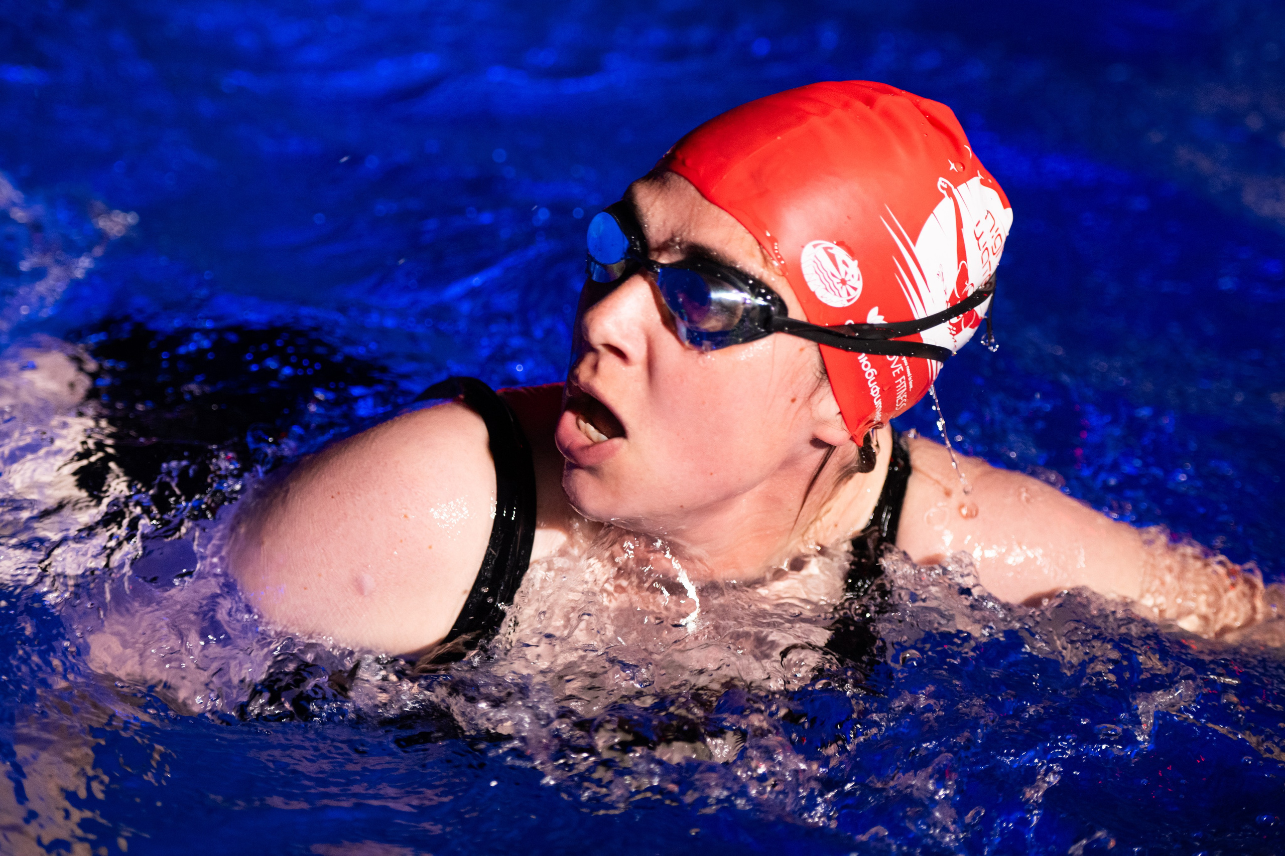 NIGHT WATER. ДИНА МИХНЕВА спортивный фотограф Москва