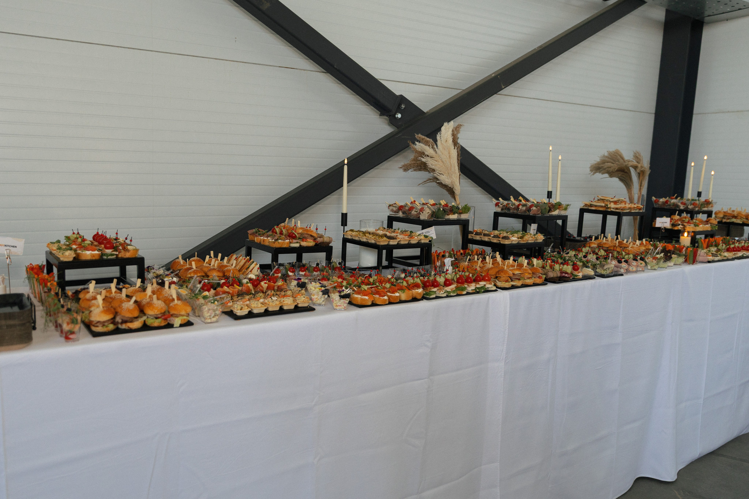 Alpha Hookah. Свадебный и репортажный фотограф в Санкт-Петербурге Николай Голованов