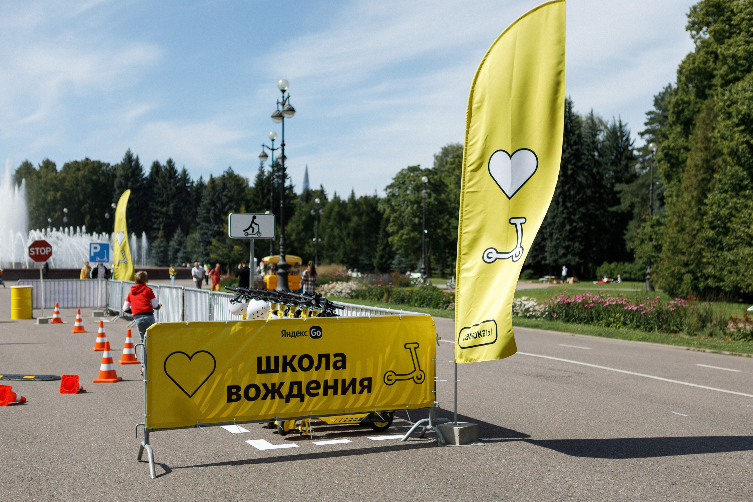 Яндекс Самокат. Свадебный и репортажный фотограф в Санкт-Петербурге Николай Голованов
