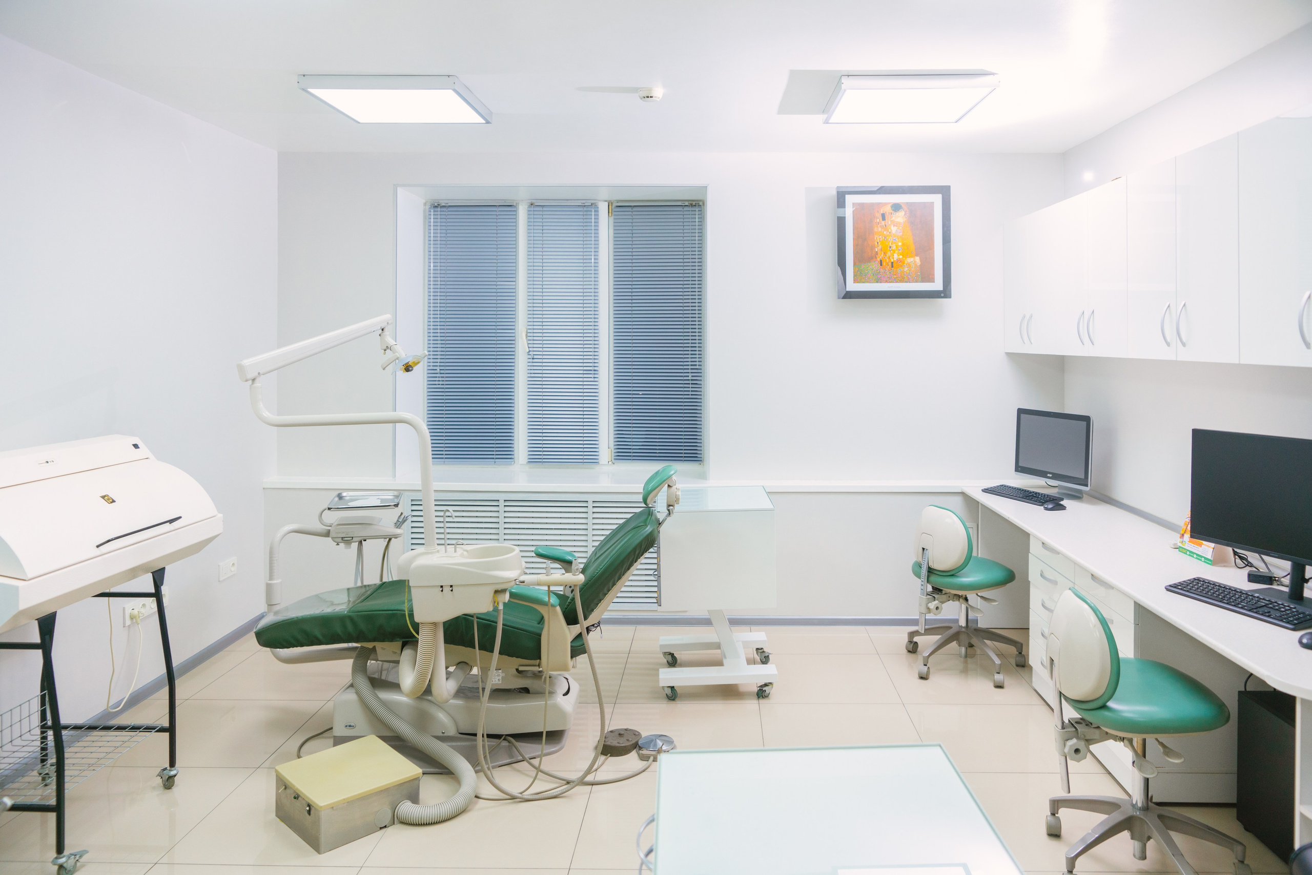 Стоматологическая клиника. Профессиональная съемка в Алматы