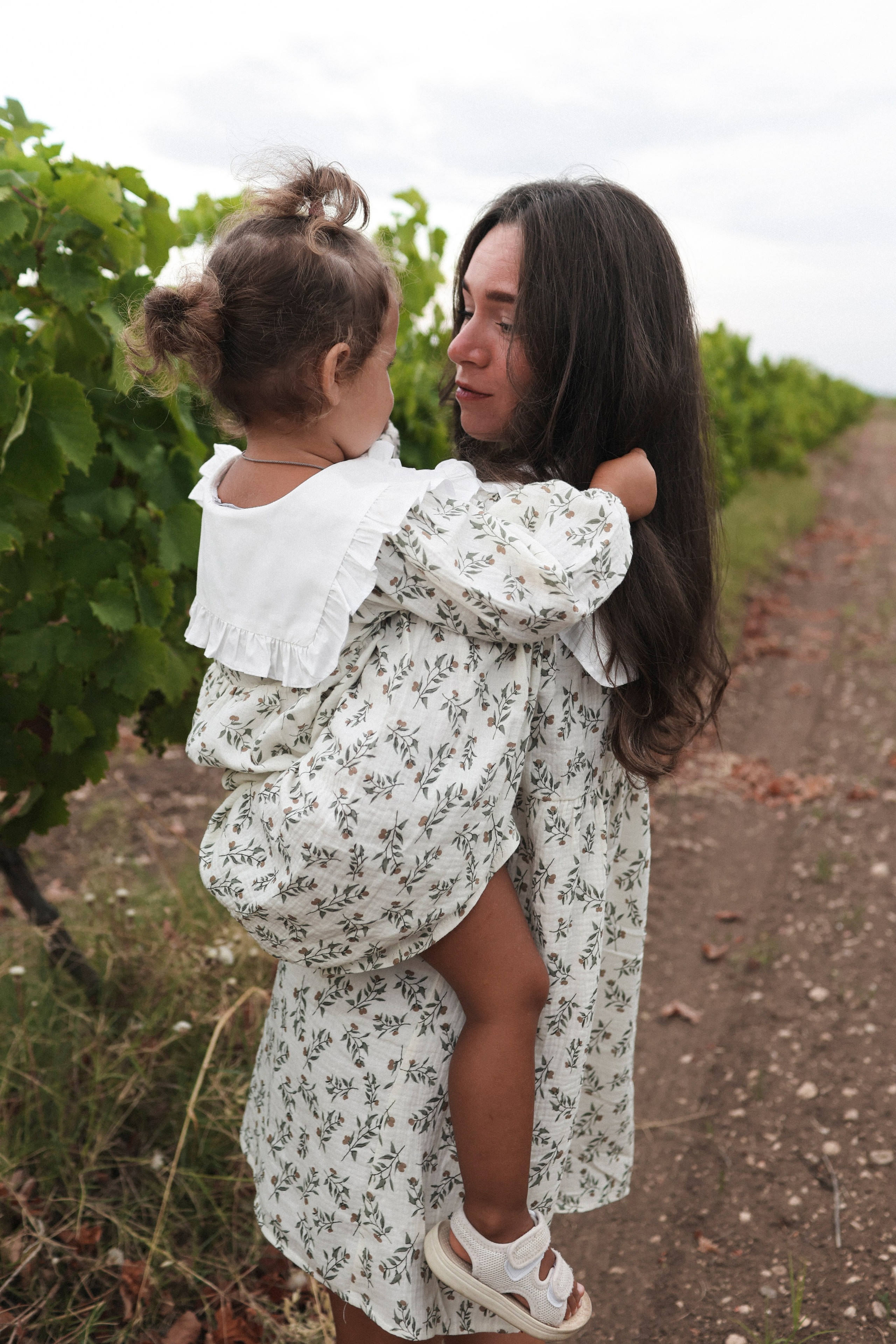 Пойдем, словлю тебе кузнечика. Свадебный и портретный фотограф. Видеограф на Свадьбу. Севастополь, Ялта, Симферополь, Крым