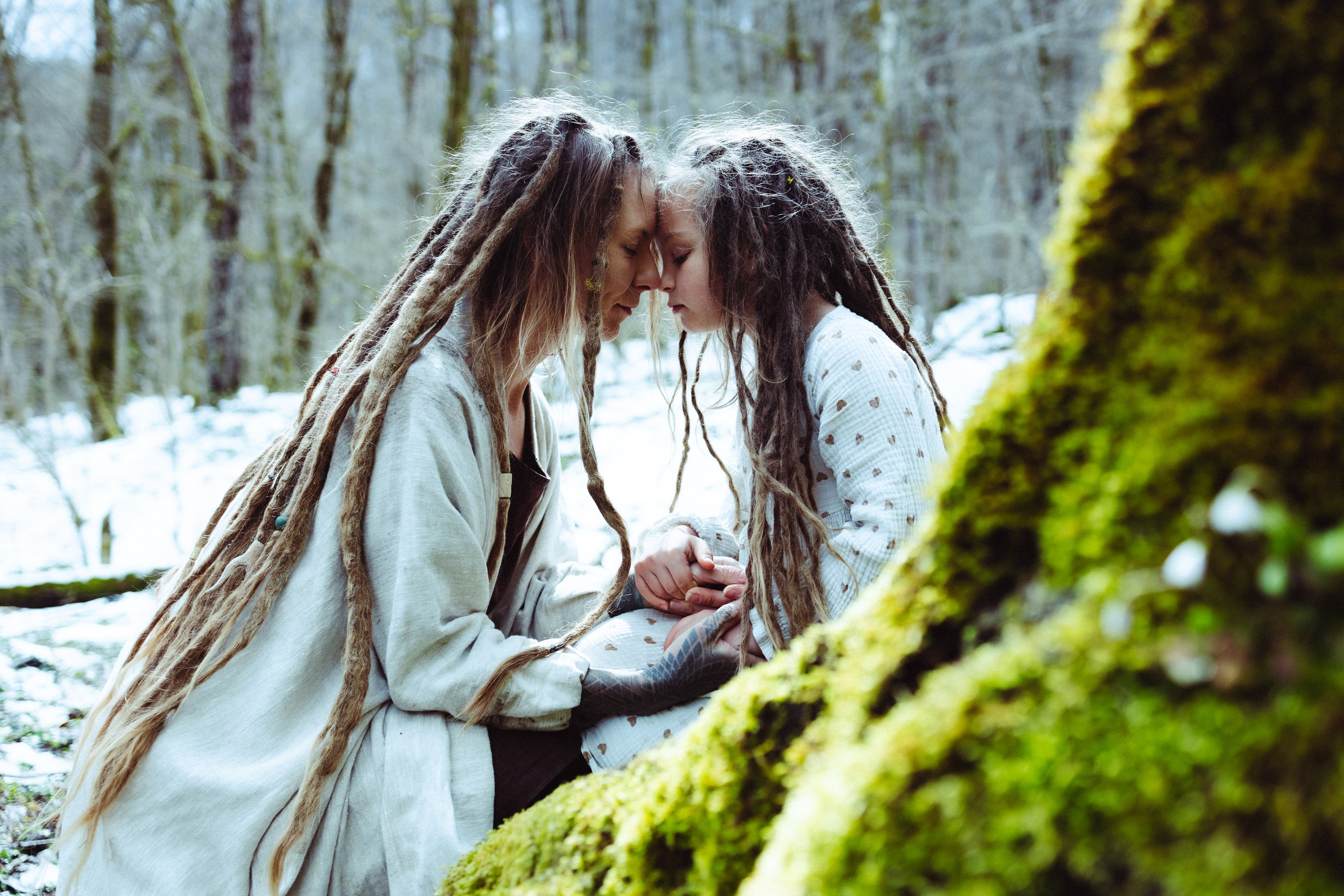 Семейная фотосессия мамы и дочери