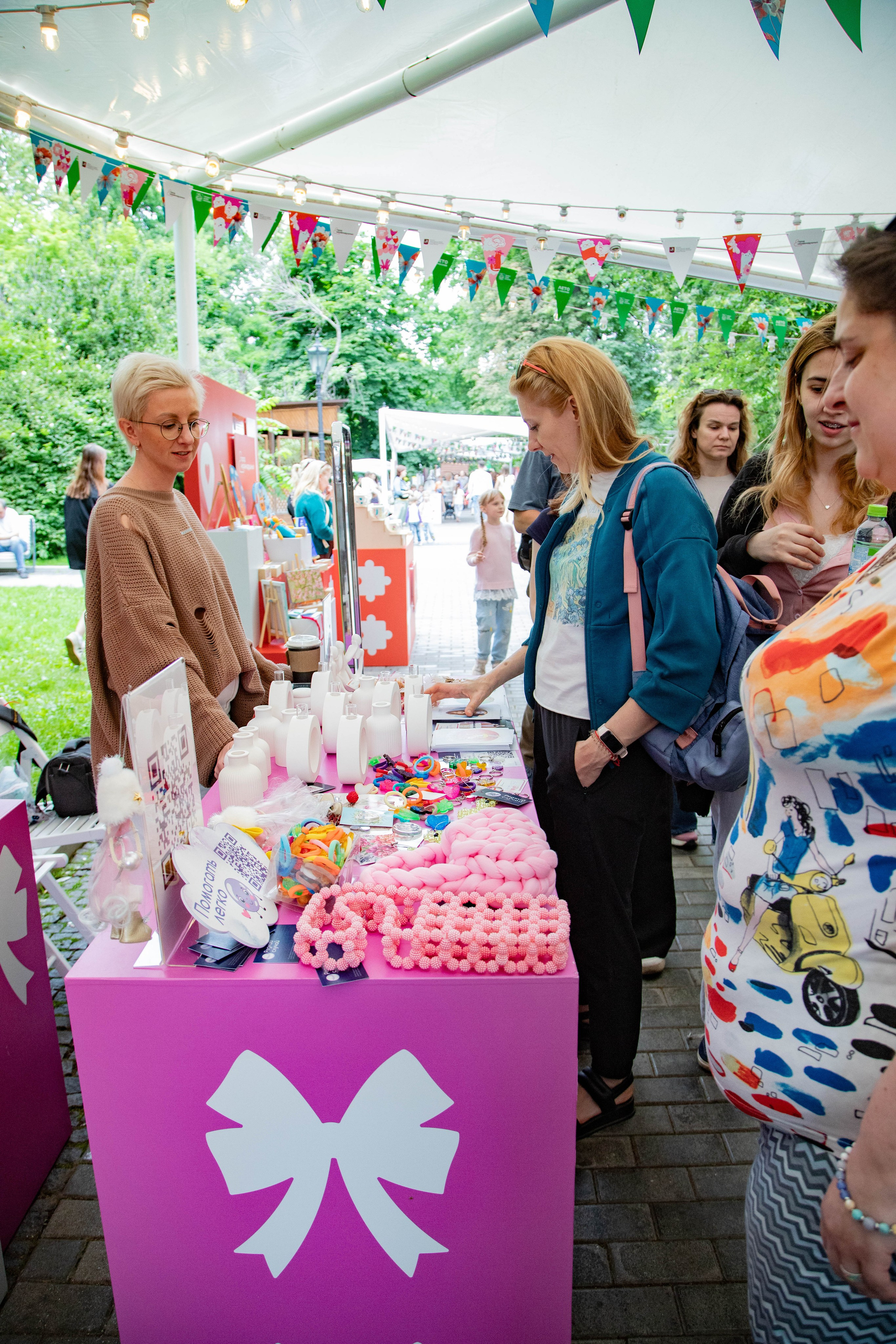 Съемка для благотворительного фонда. Женский фотограф в Москве Рина Леонтьева