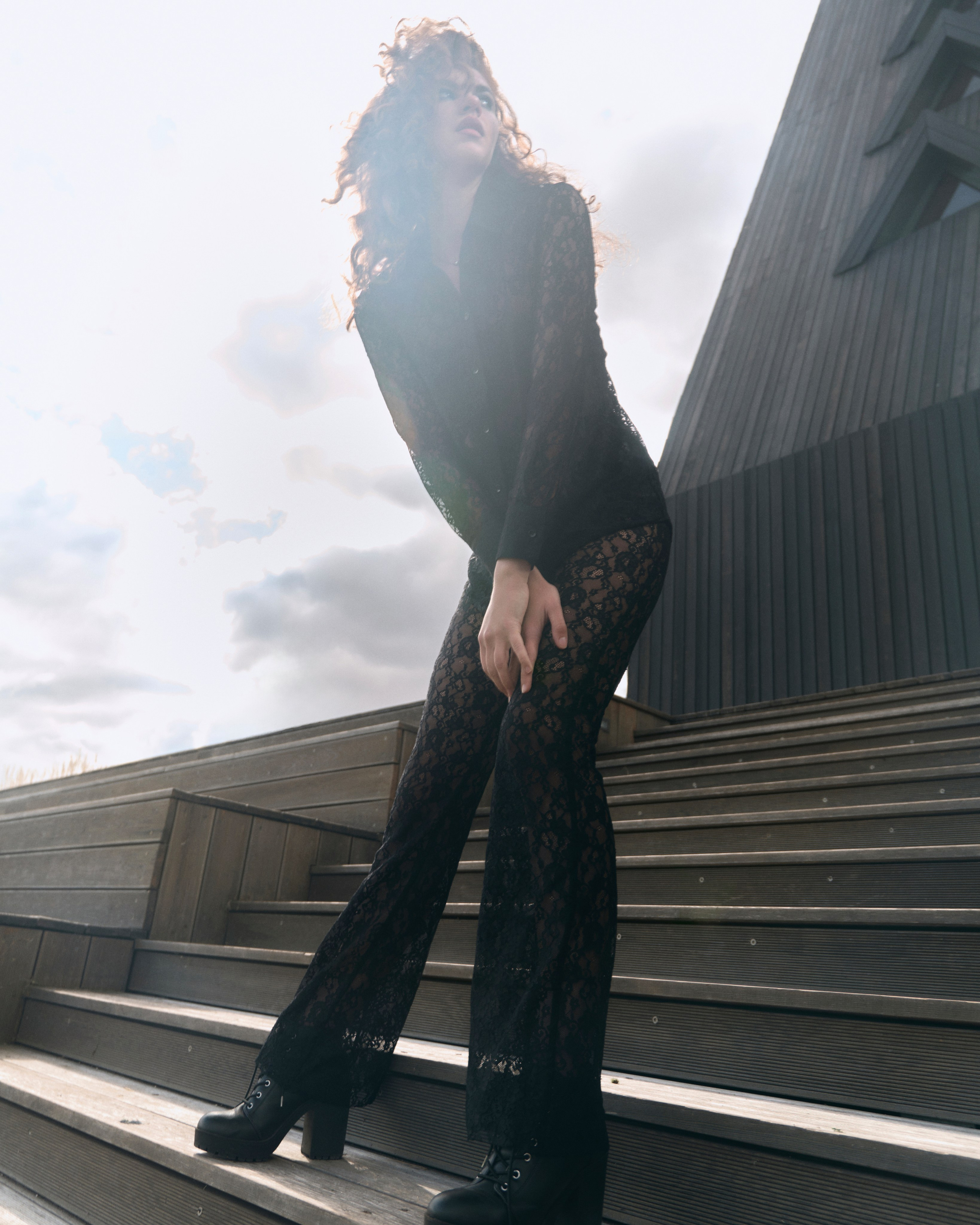 Julia. Z H U R A V L E V