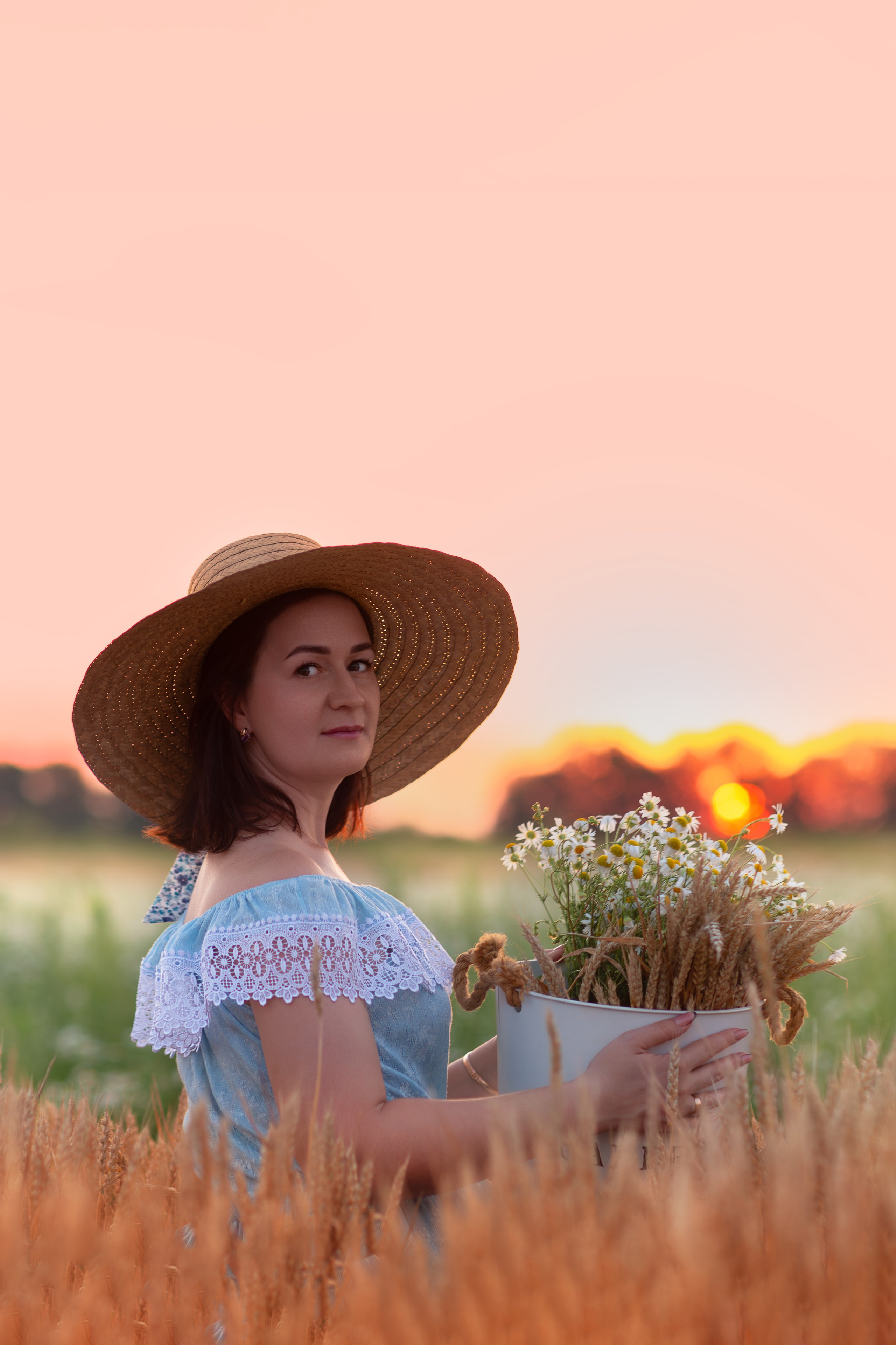 Семейная на природе (ромашковые поля). Семейный и Детский фотограф г. Москва, г. Борисоглебск
