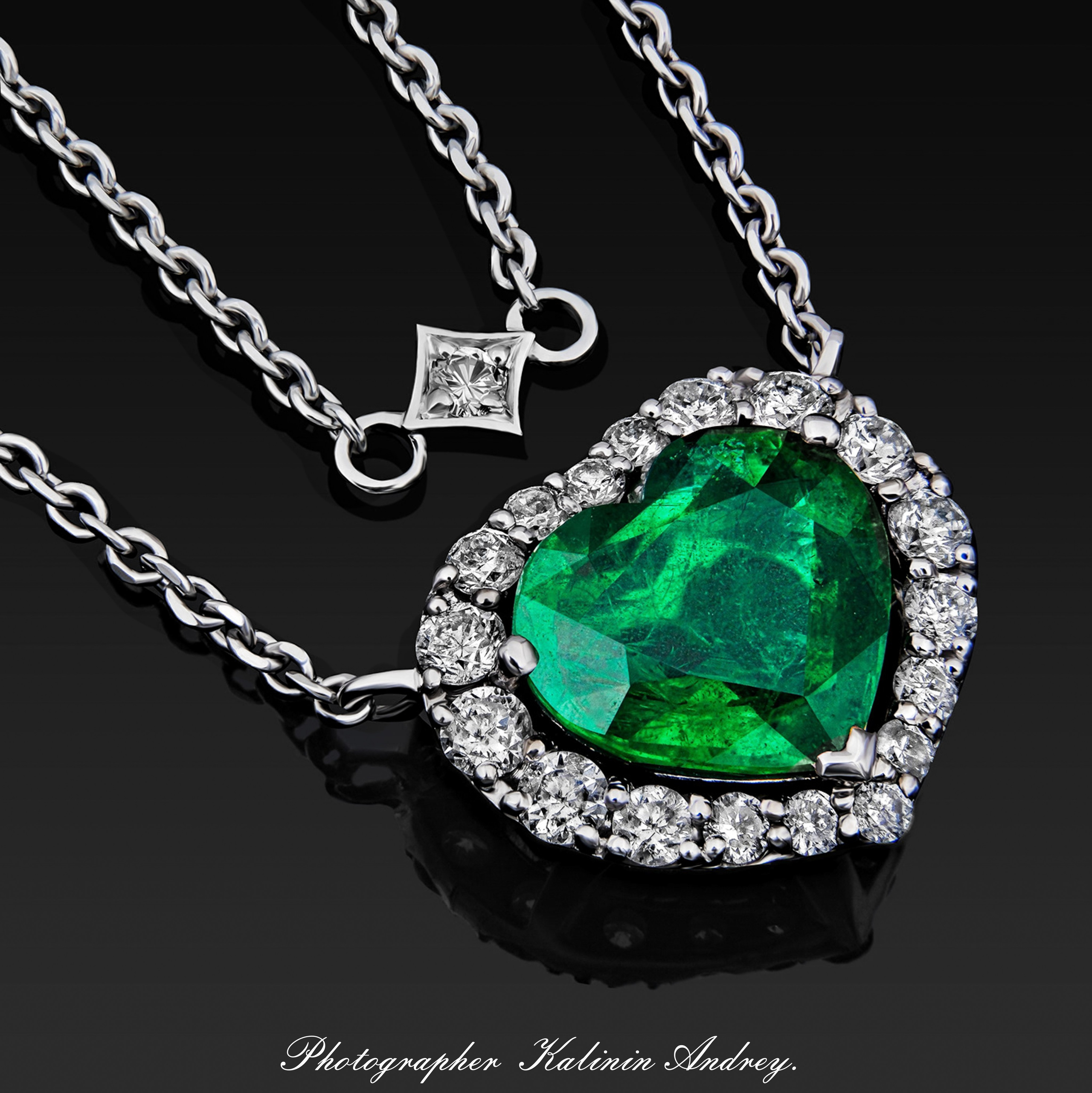 Рекламная эксклюзивная предметная фотосъёмка ювелирных изделий в Москве  тел +7 966-003-13-07. Высококачественная профессиональная рекламная фотосъёмка ювелирных украшений, драгоценных камней в Москве. Обучение, консультация