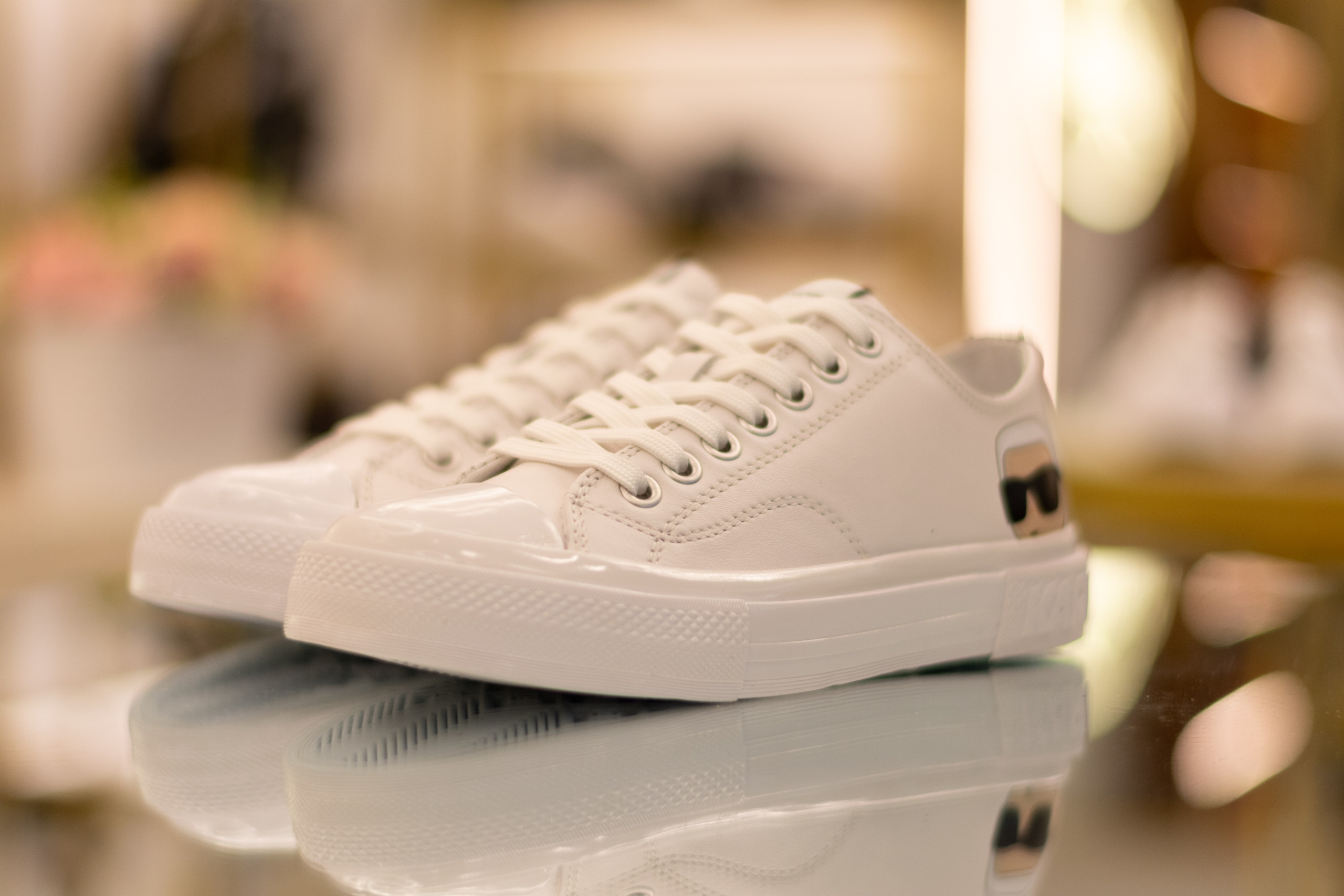 Для организаций. Предметная фотосессия для обувного магазина Capsula. Фотограф/видеограф Богдан Голованов