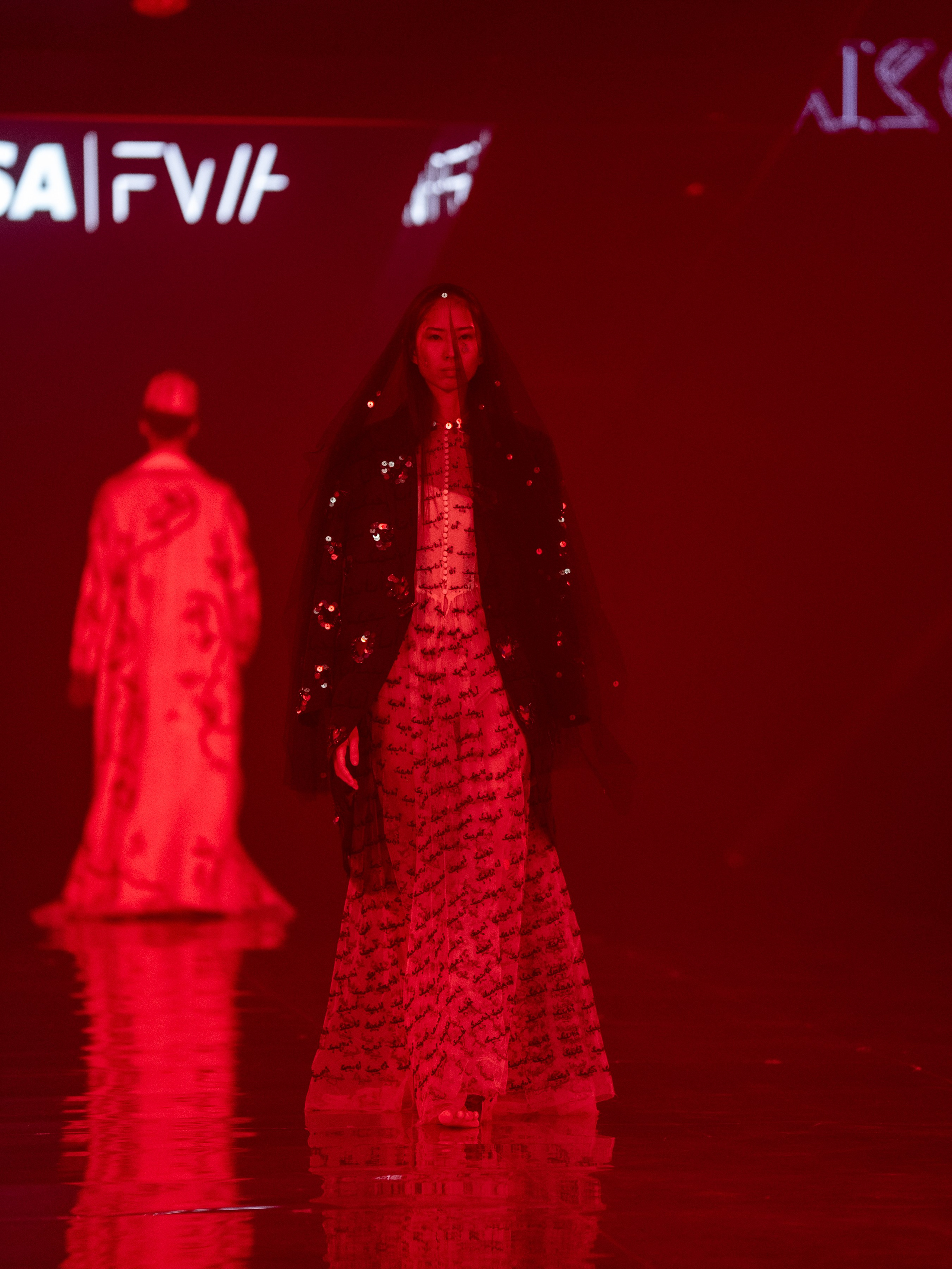 Visa Fashion week Maison Artc. Сайт Алматинского НЮ АРТ, будуар и фэшн фотографа Дениса Карпенко