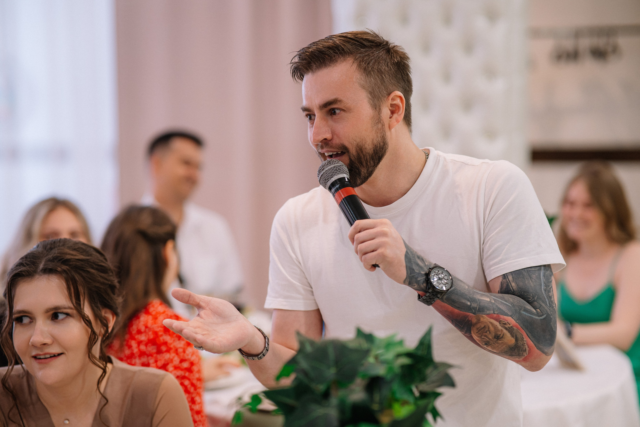 Анастасия и Роман — банкет Времена года. Репортажный (Event) фотограф в Барнауле | Даниил Маркин | Качество и вайб