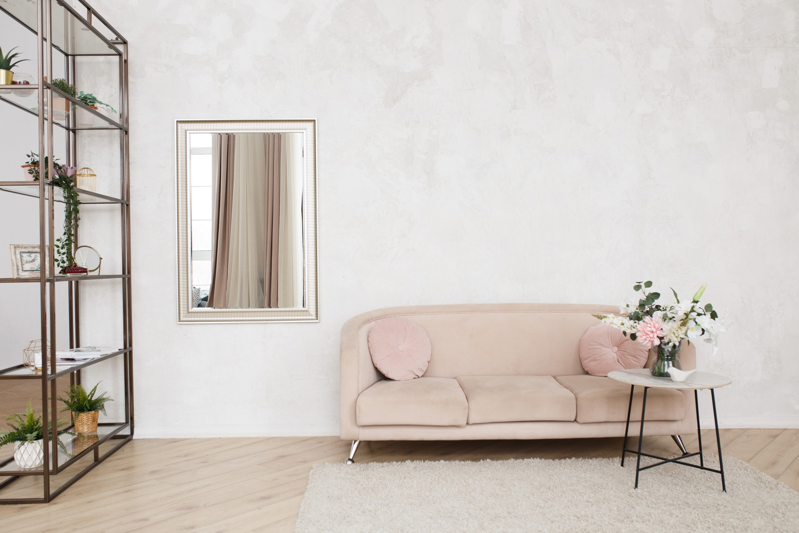 Ново-Садовая, 106з (ТЦ ЗАХАР), 1700р/час