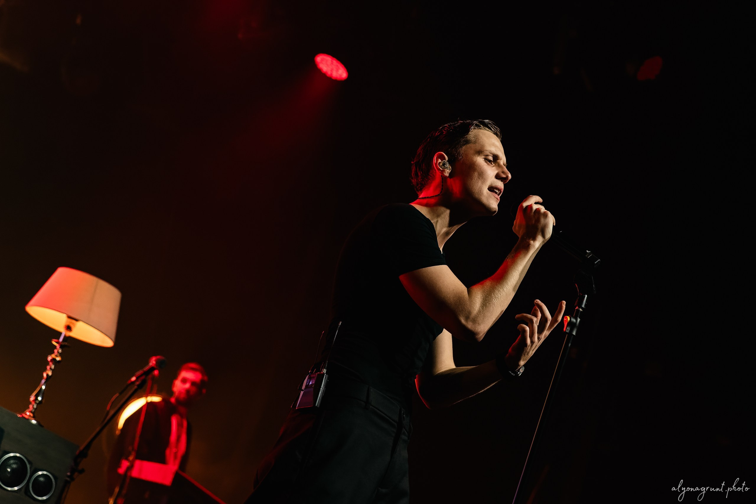 Ваня Дмитриенко, фоторепортаж СПб, A2, 23.10.2025. Алена Адрианова: фотограф в Санкт-Петербурге