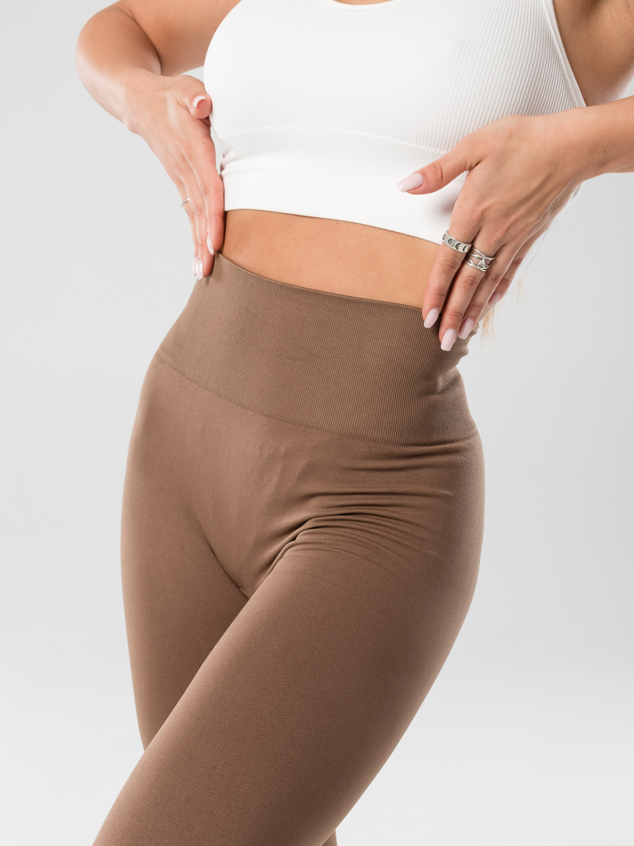 Леггинсы спортивные. Фотограф в Краснодаре Арина Кудряшова