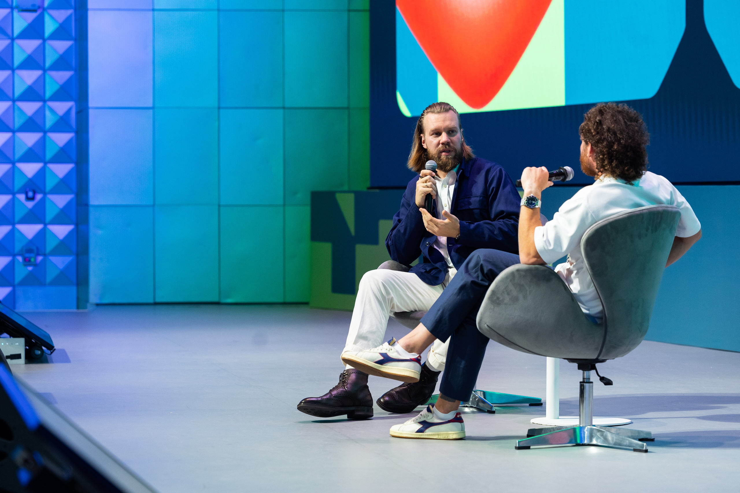 Aha! — 29–30 мая 2025. Фотобанк Матемаркетинг