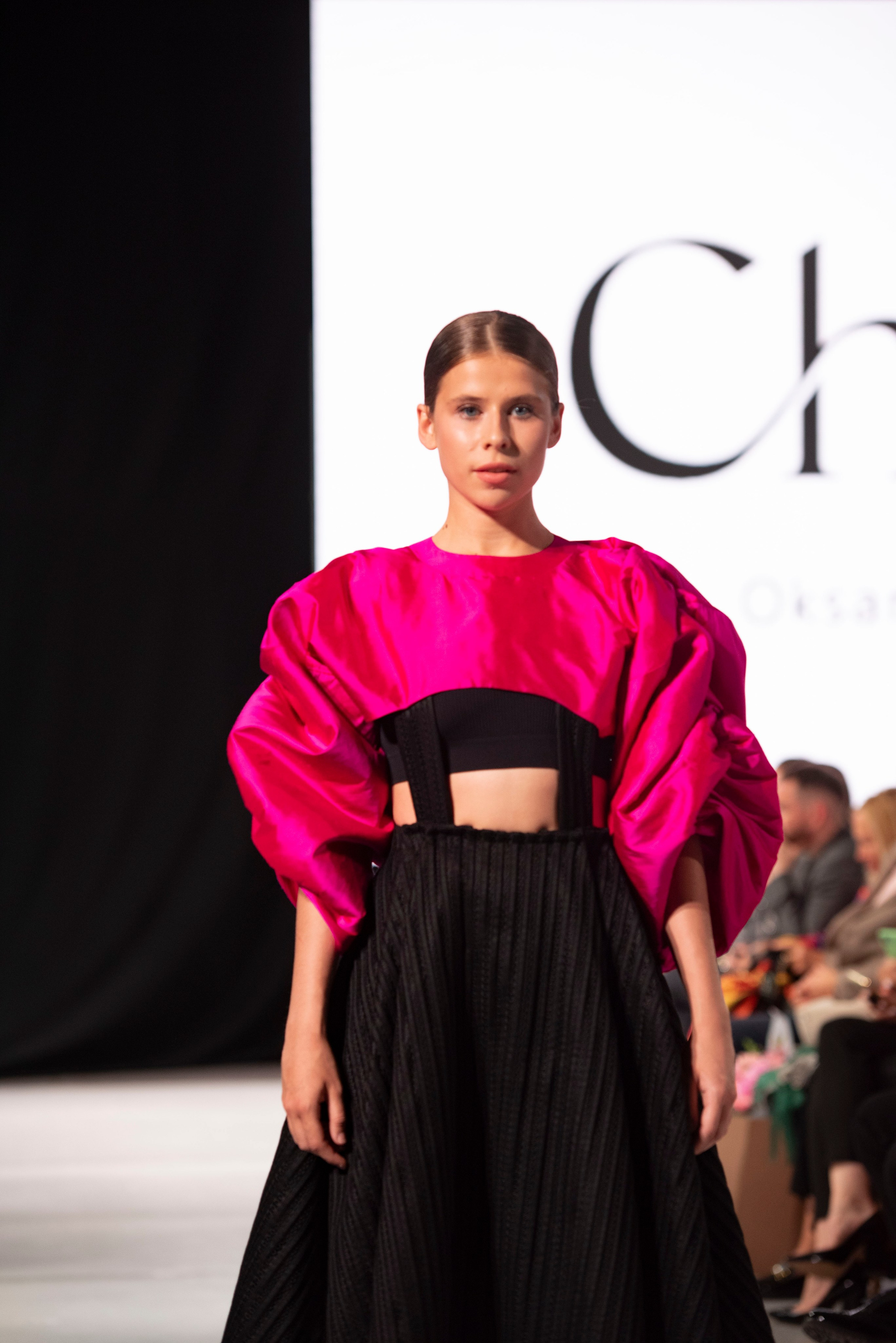 Фотограф на модельный показ. Свадебный, семейный, фэшн фотограф, школьный фотограф в Сочи