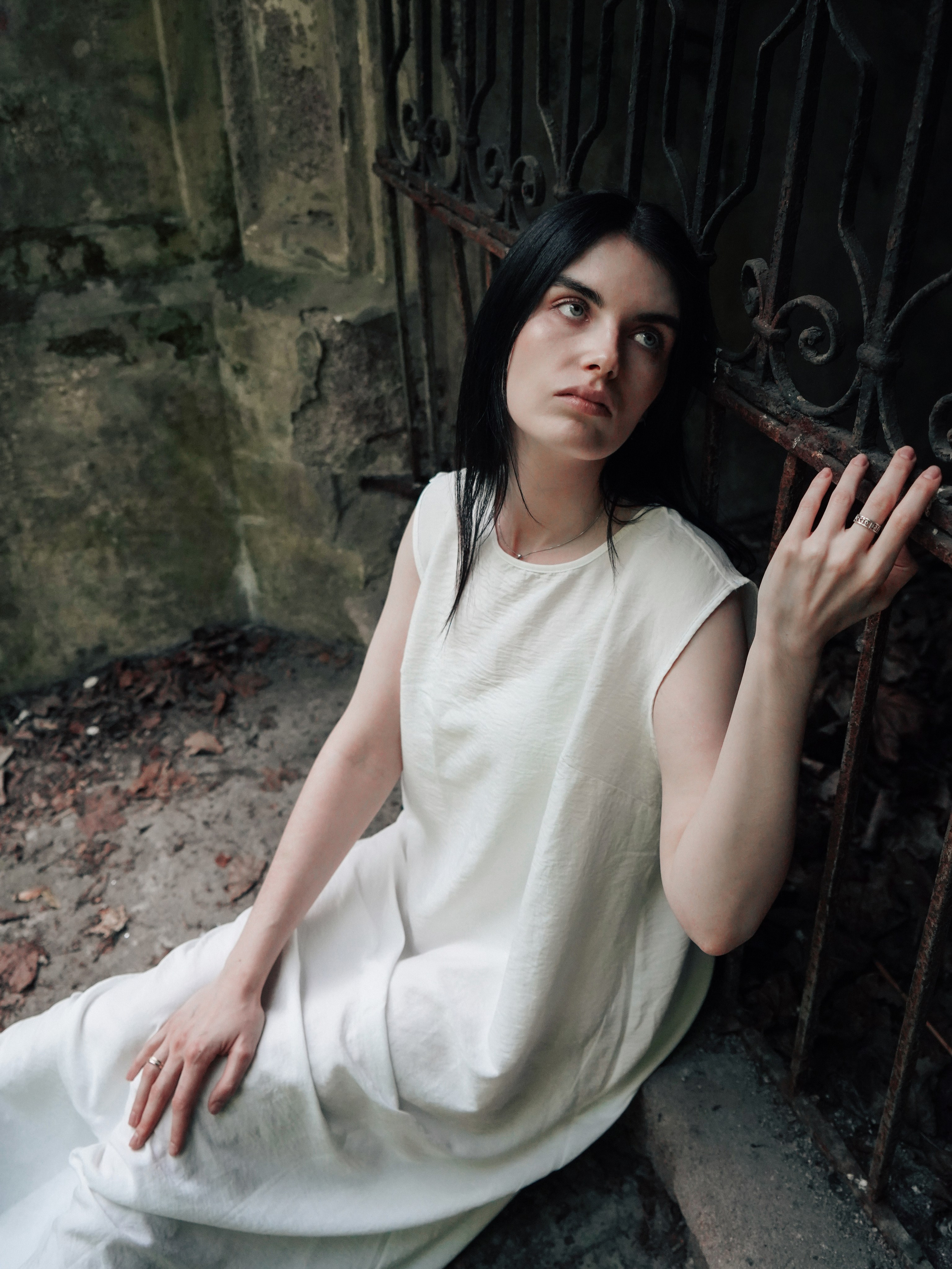 Творческая фотосессия на кладбище в Санкт-Петербурге для Лены. Светлана Гопанюк. Портретный фотограф. Санкт-Петербург. СПб