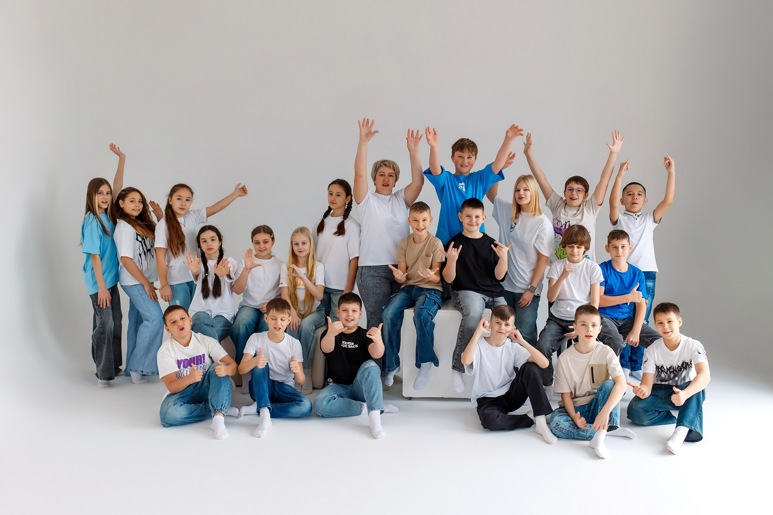 4 класс съемка в фотостудии. Фотограф Любовь Корниенко, Примоский край