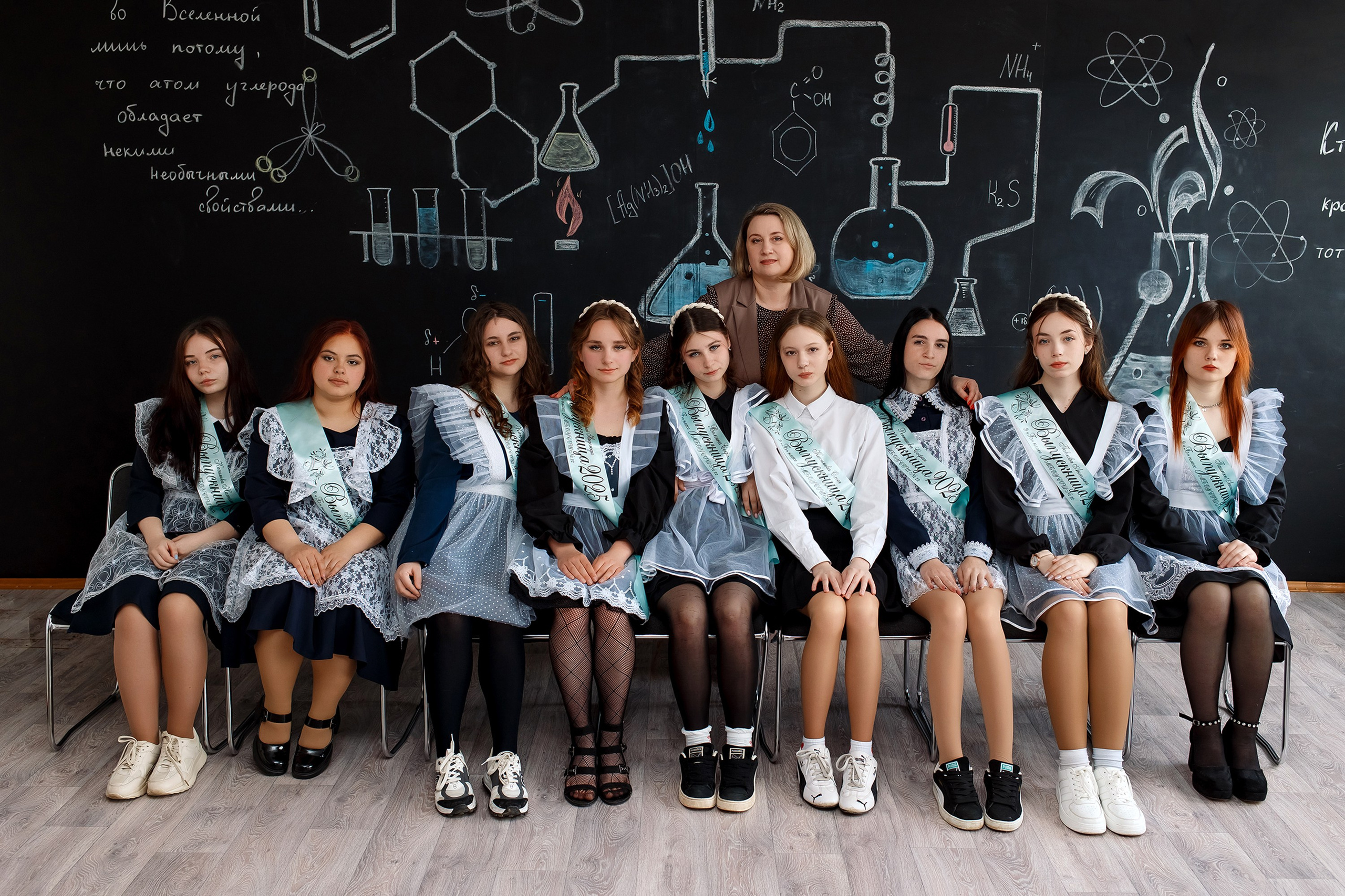 9 класс съемка в школе. Фотограф Любовь Корниенко, Примоский край