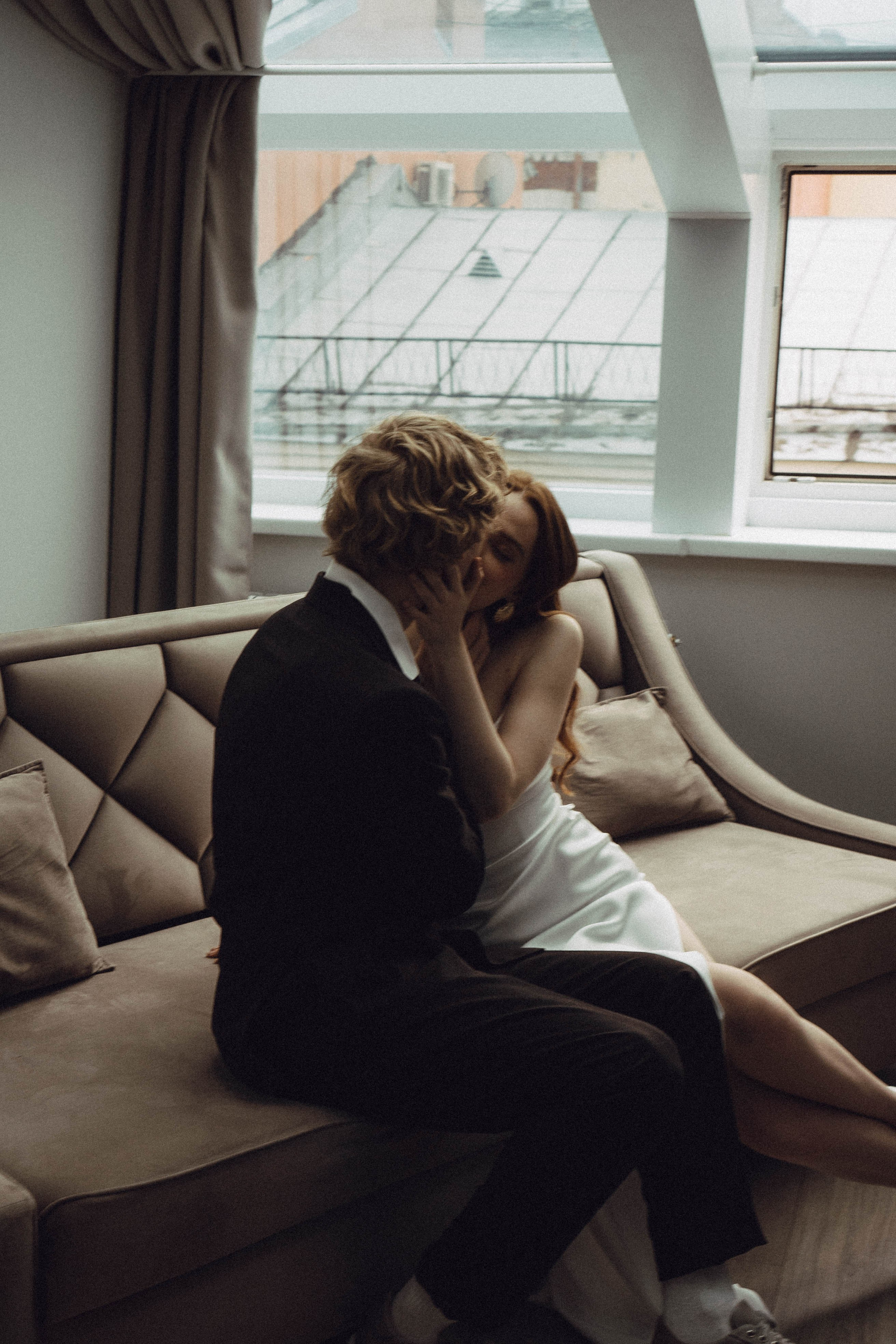 СВАДЕБНАЯ СЬЕМКА В ОТЕЛЕ. СБОРЫ ЖЕНИХА И НЕВЕСТЫ И ТАКЖЕ ТОР И ПОДГОТОВКА К ПРОГУЛКЕ. Профессиональный фотограф, Санкт-Петербург — Виктория Богомолова