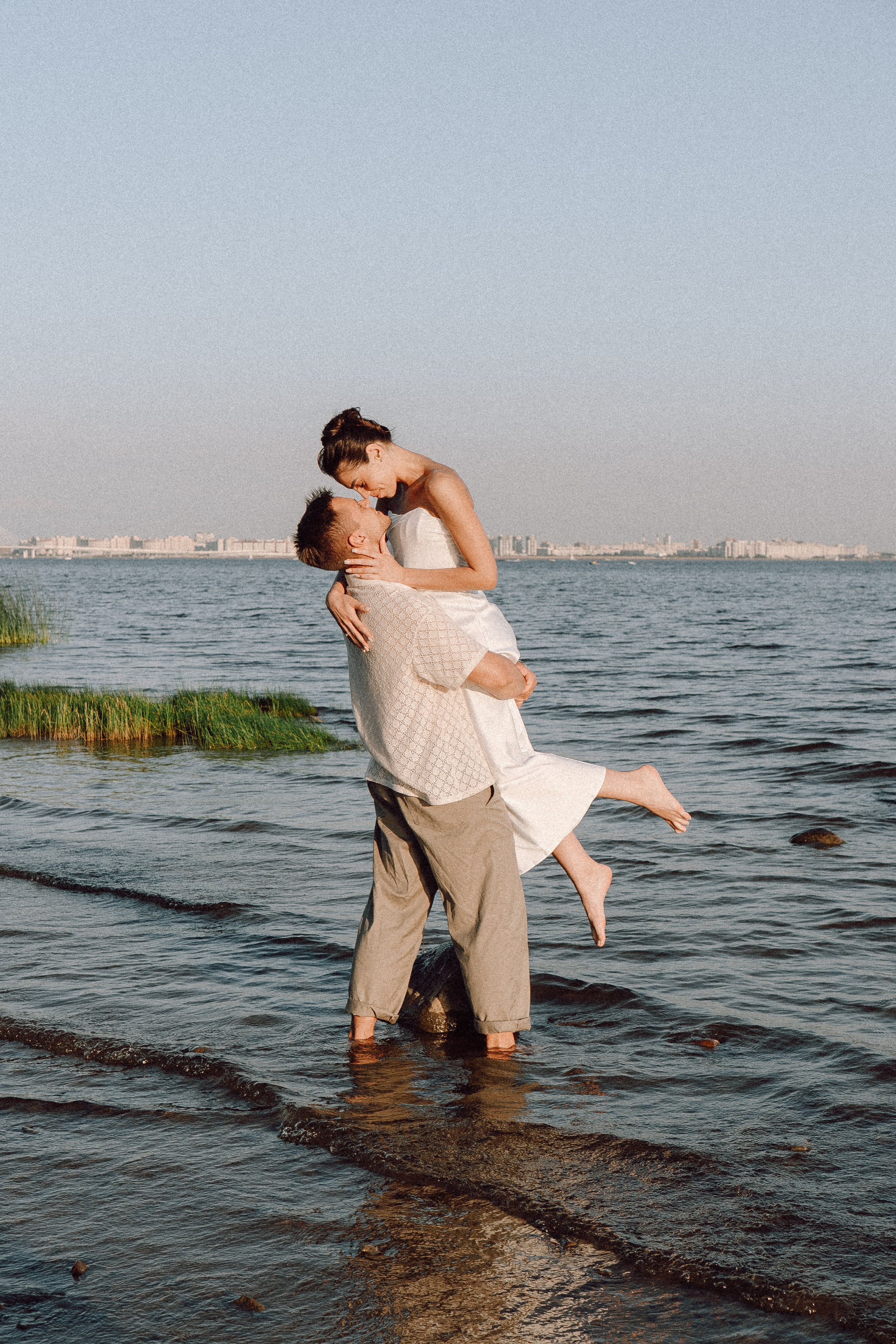 СВАДЕБНАЯ ФОТОСЕССИЯ ВЫЕЗДНОЙ ЦЕРЕМОНИИ (ФИНСКИЙ ЗАЛИВ). Профессиональный фотограф, Санкт-Петербург — Виктория Богомолова