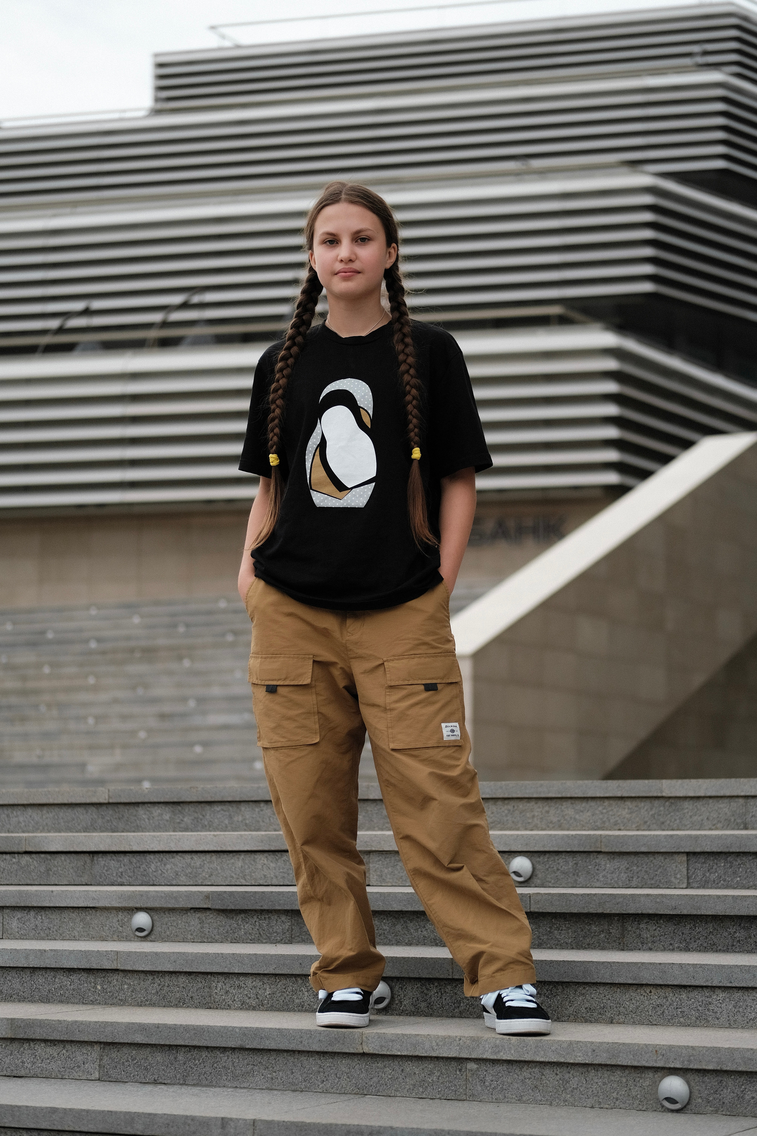 QSC SIS. LIYALEE PHOTO