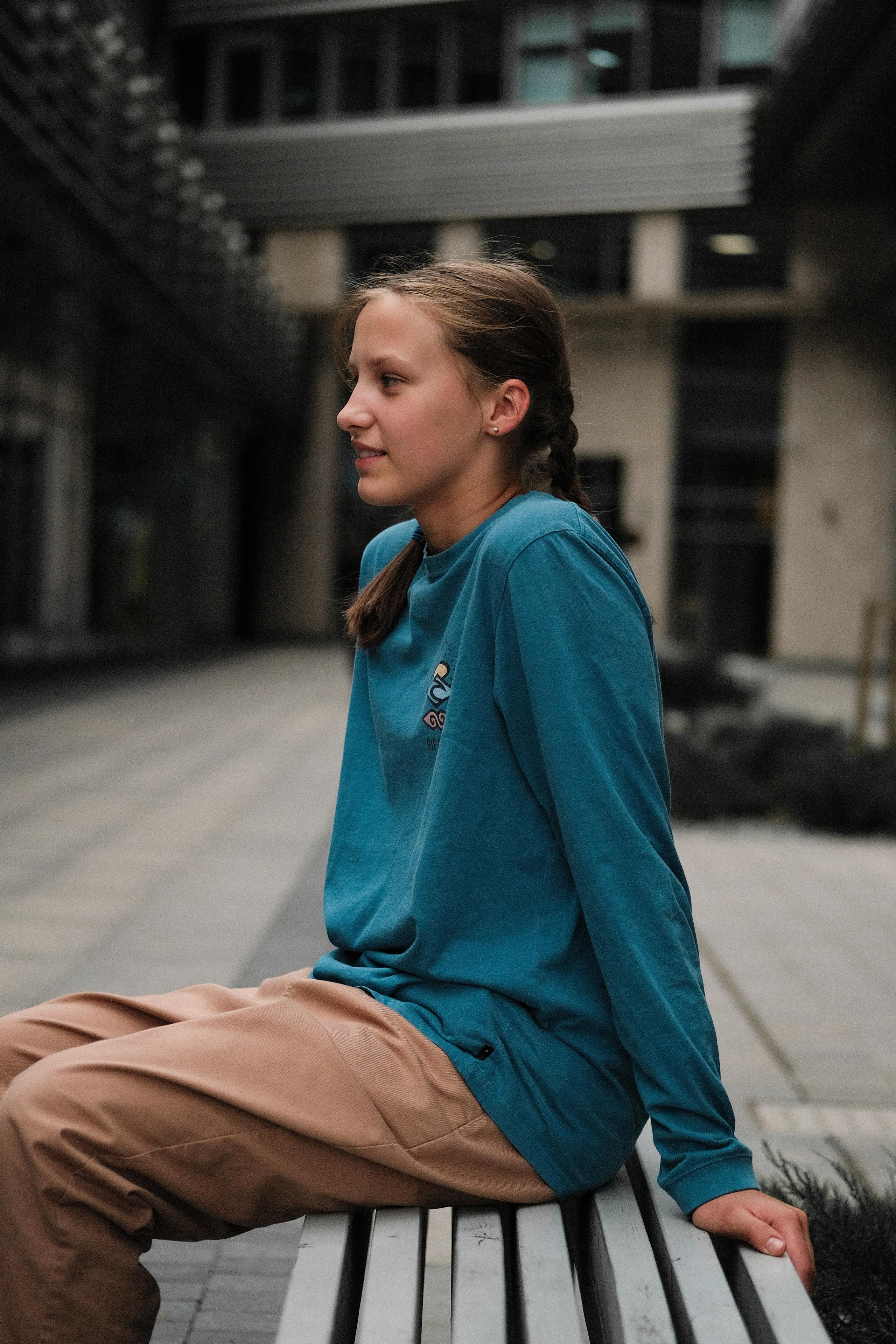 QSC SIS. LIYALEE PHOTO