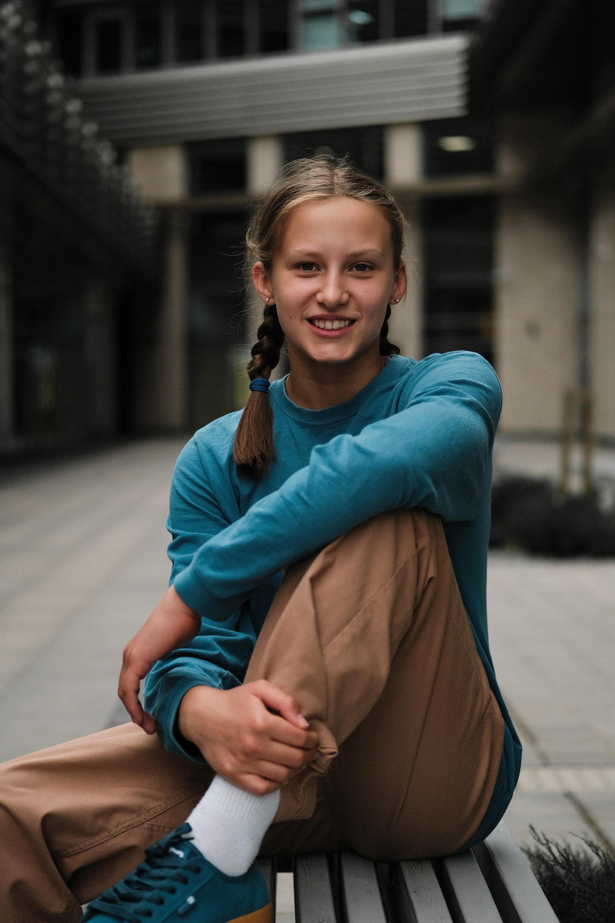 QSC SIS. LIYALEE PHOTO