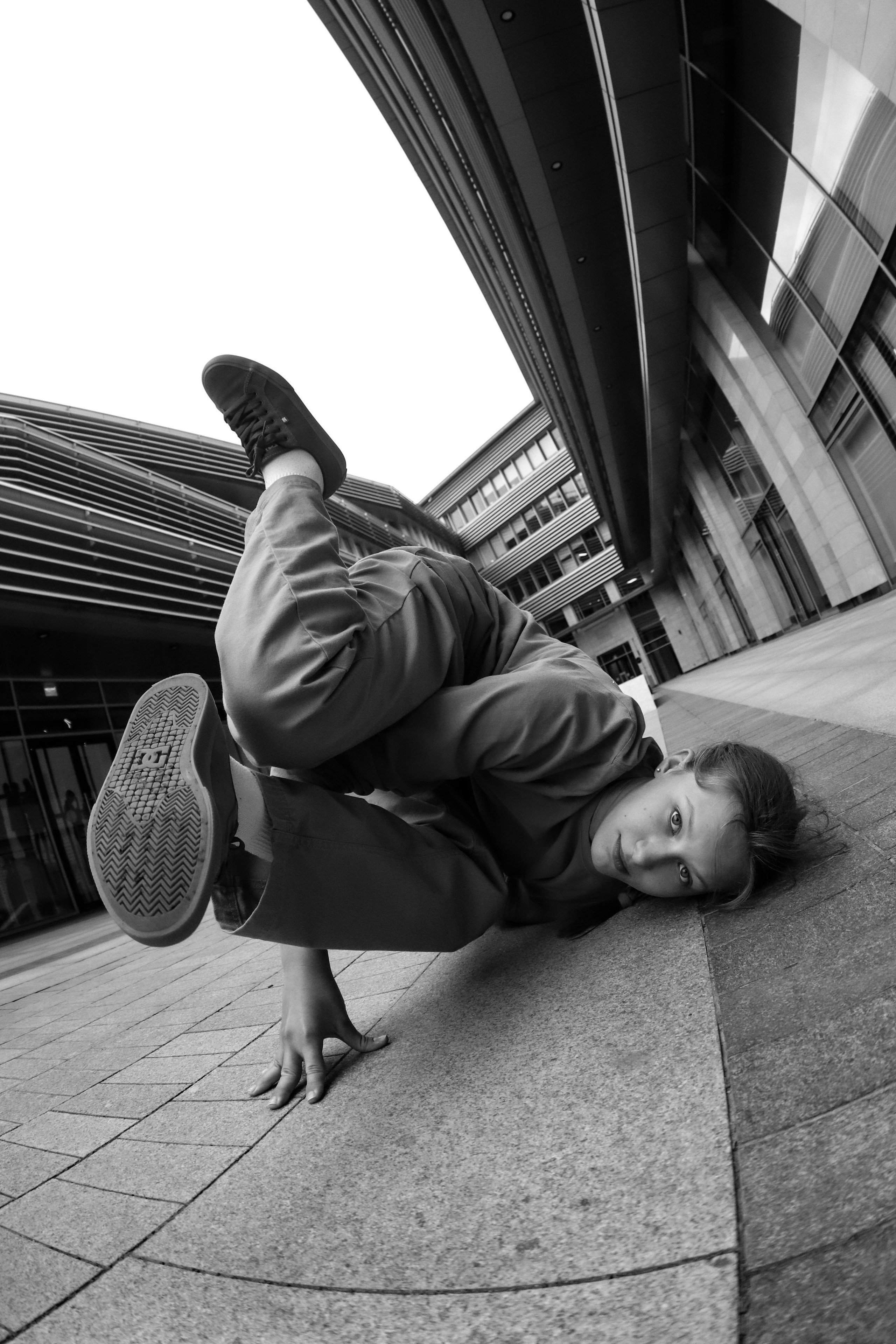 QSC SIS. LIYALEE PHOTO