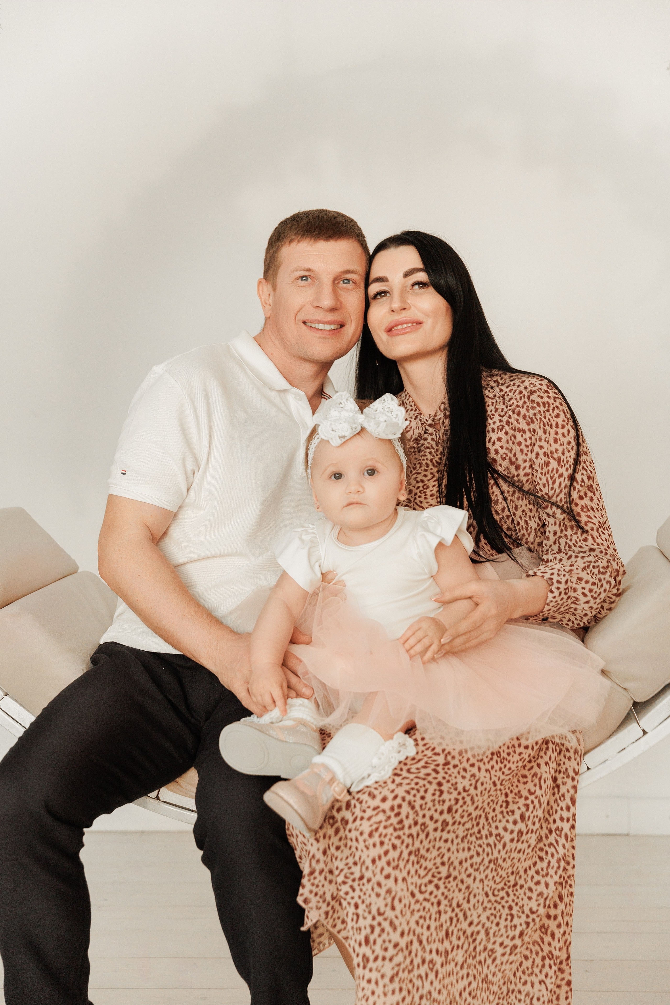 Юля, годовасие дочи. Фотограф женского портрета, беременности и материнства Харькова Елена