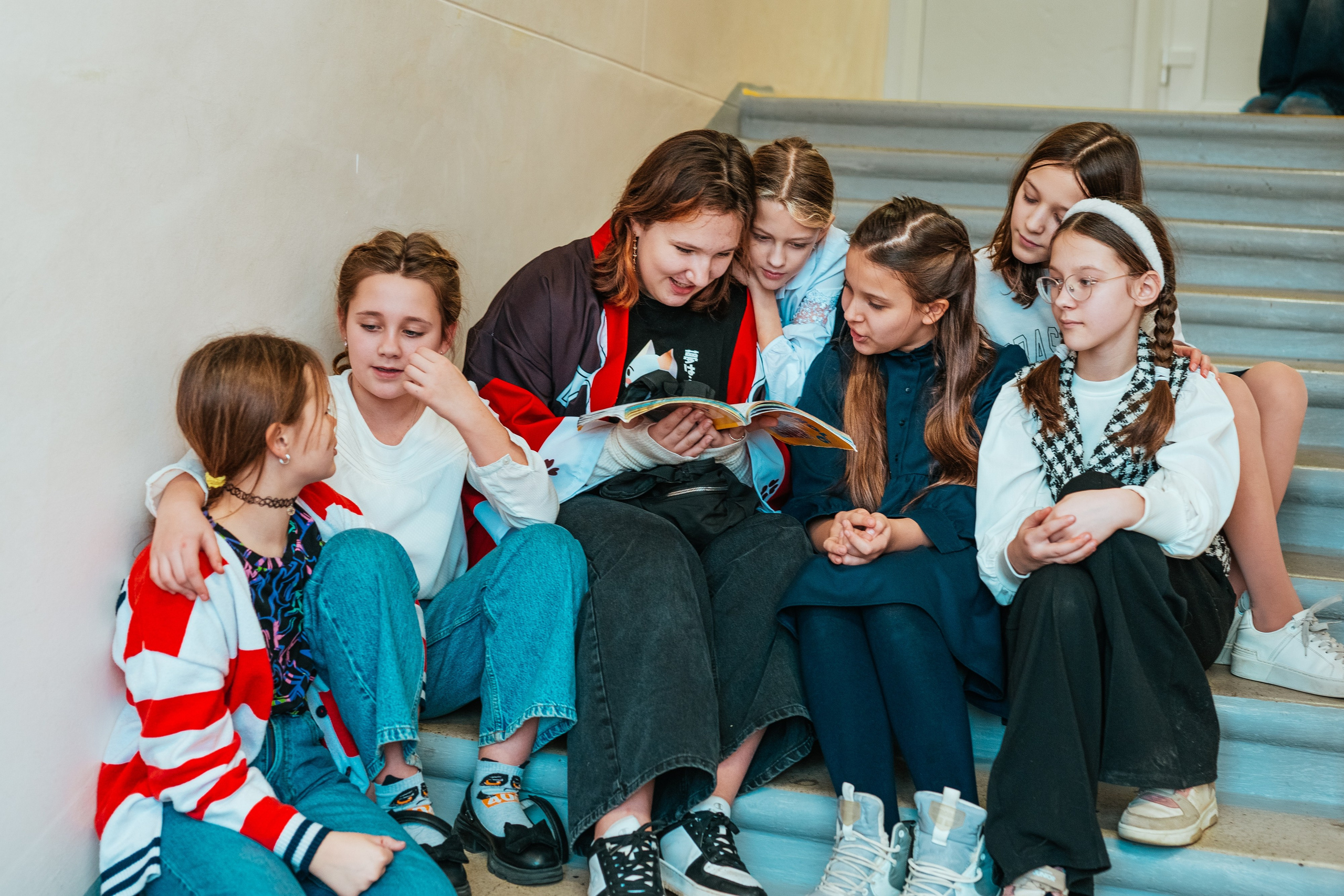 6 класс. Школьные альбомы и альбомы для детского сада. Юлия Осипова. Москва