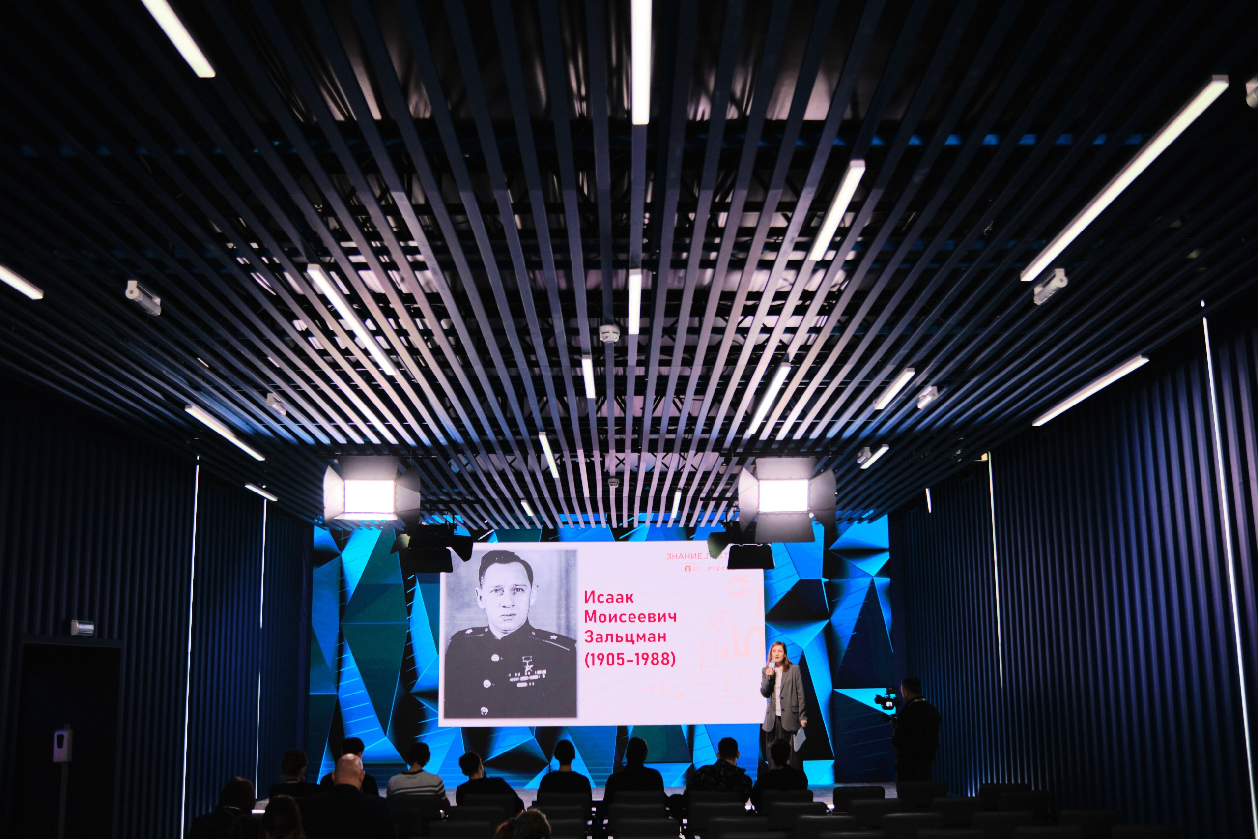 ВДНХ × Выставка «Россия». Матвей Яворский — фотограф в Челябинске