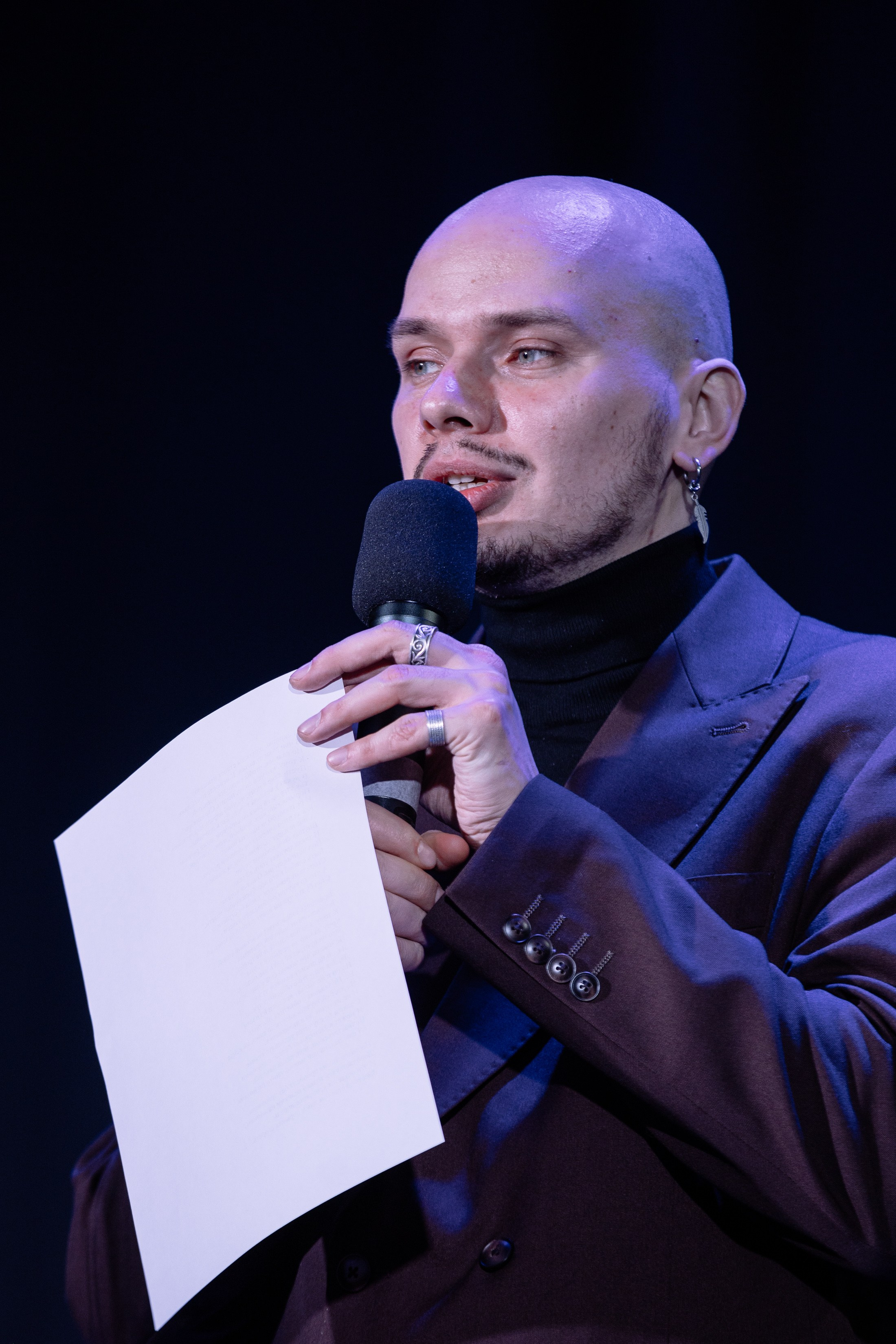 Поэтический вечер с Игорем Бушмелевым и Никой Станиславчик. Фотограф Юлия Мальцева