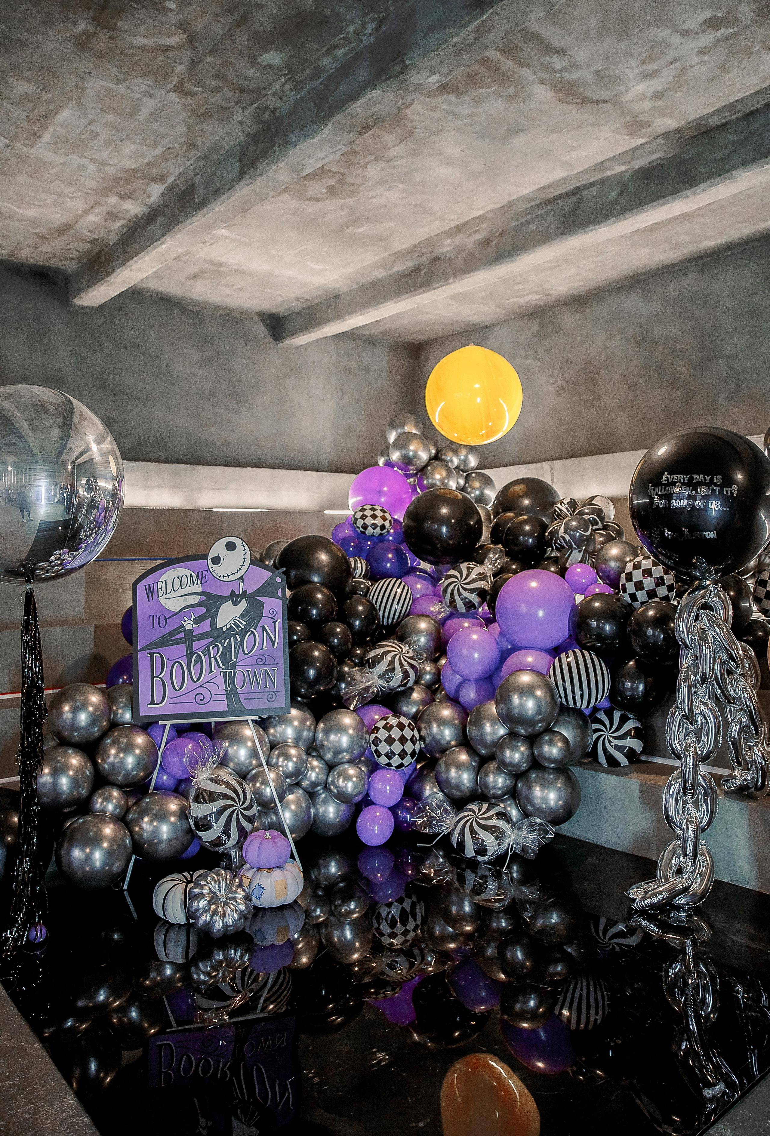 BURTON TOWN | 20.10.2024 | г. Москва. МашаШарики | Декоратор | Москва