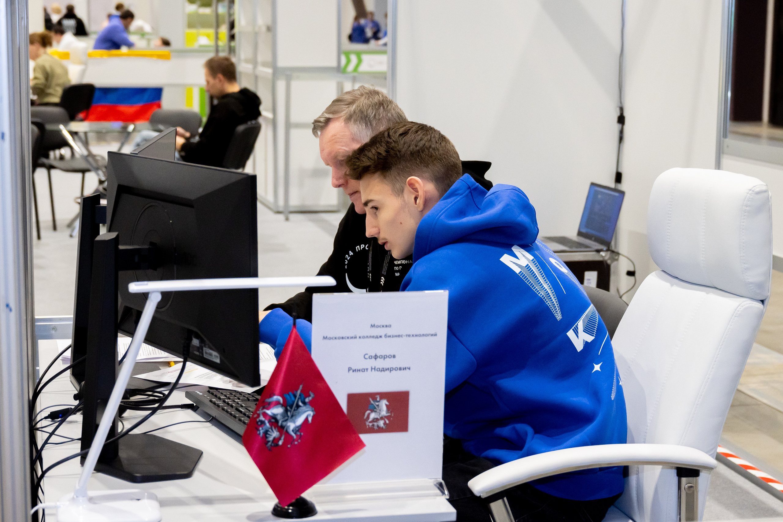 Чемпионат в Спб — ИТ-направление. Фотограф и видеограф в Москве Анна Матюхина