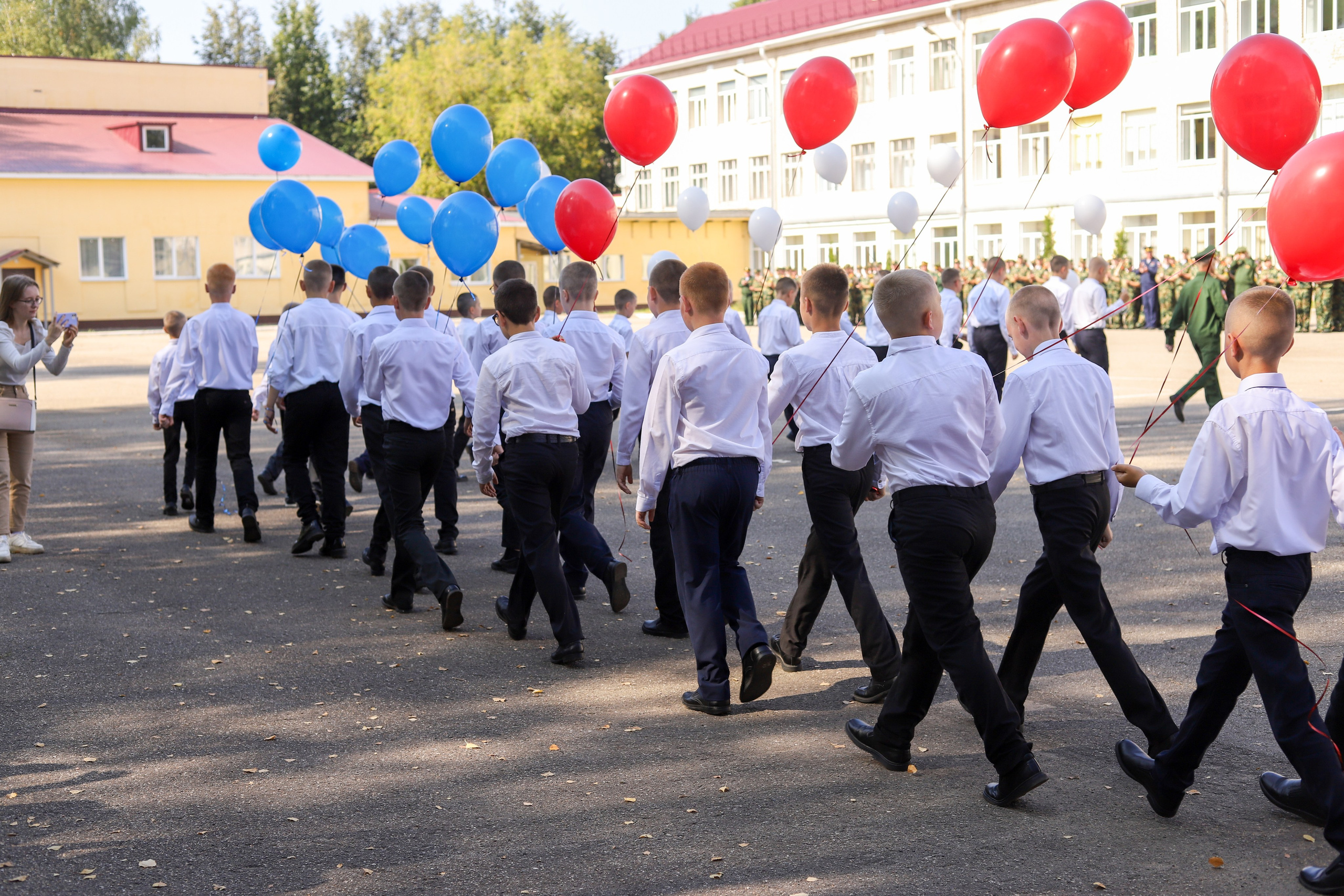 Поступление в учебное заведение. Выпускные альбомы, индивидуальные фотосессии в Костроме